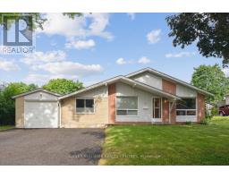 29 SEATON DRIVE, Aurora, Ontario
