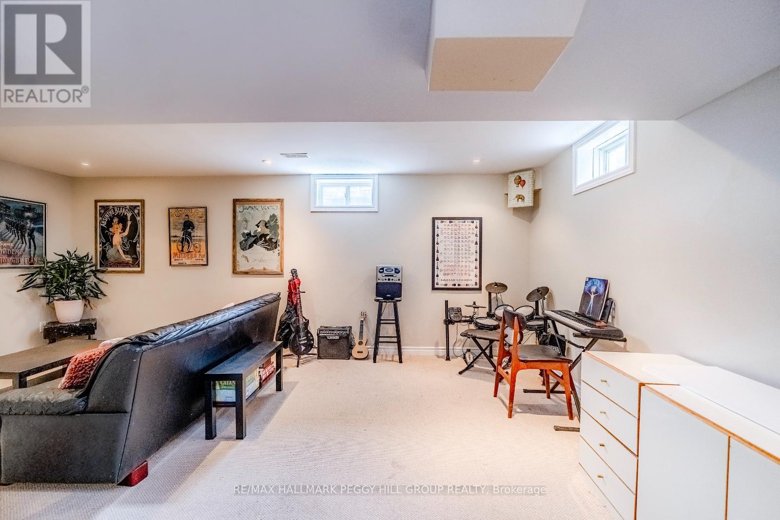 29 Brookwood Drive, Barrie, Ontario  L4N 0Z1 - Photo 15 - S12379947