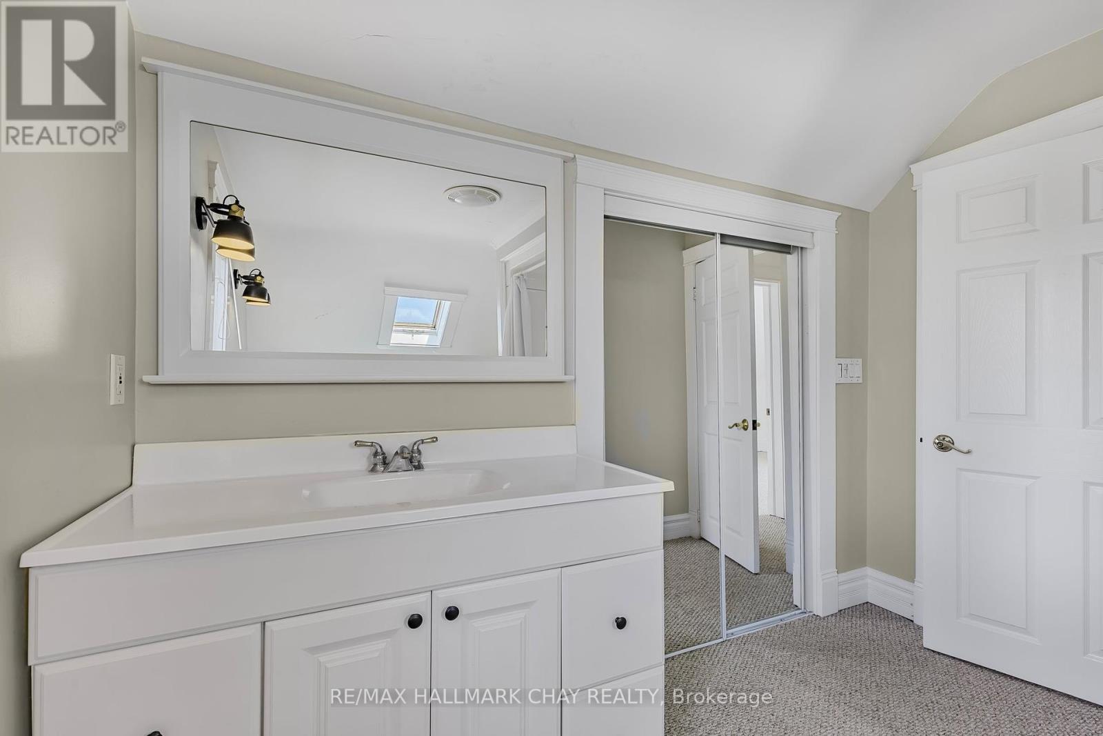 111 Penetang Street, Barrie, Ontario  L4M 1V7 - Photo 17 - S12380106