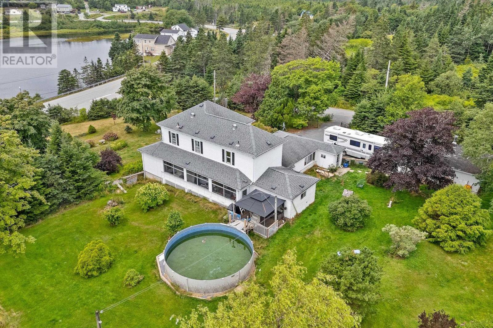 Property at 8 Dufferin Mines Road image 1