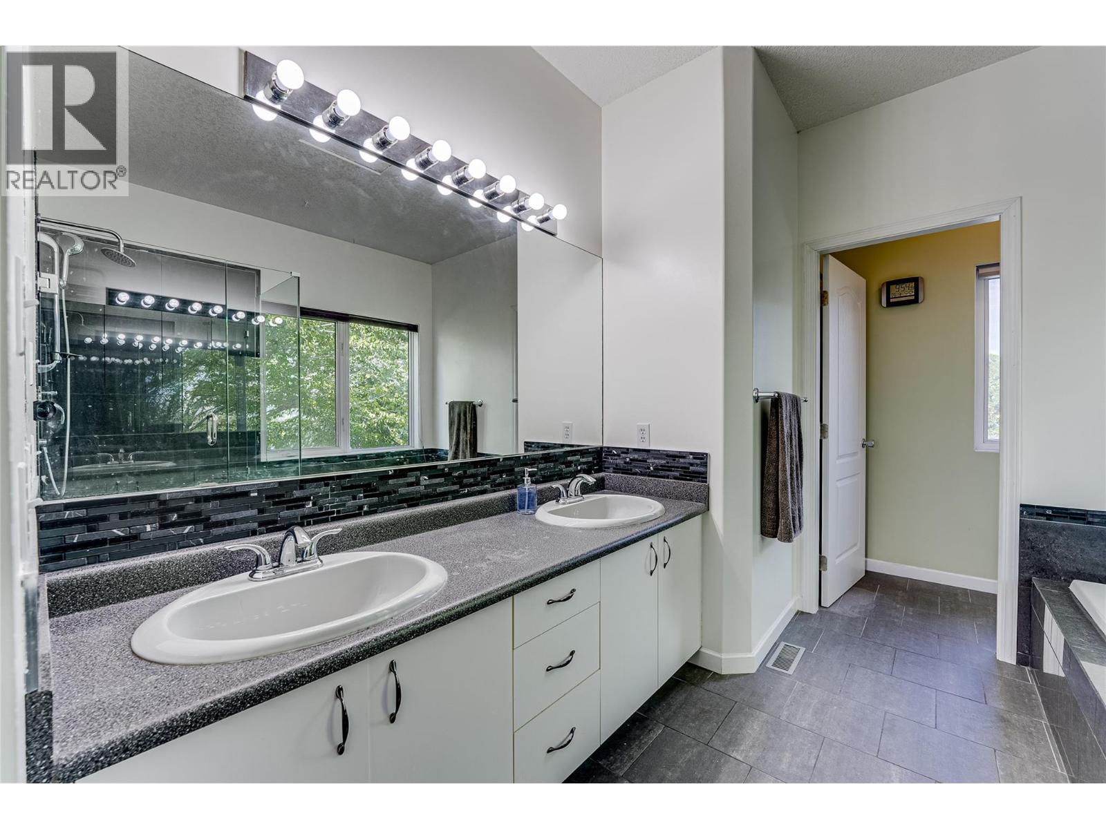 274 Country Estate Place, Vernon, British Columbia  V1B 2V3 - Photo 26 - 10356895