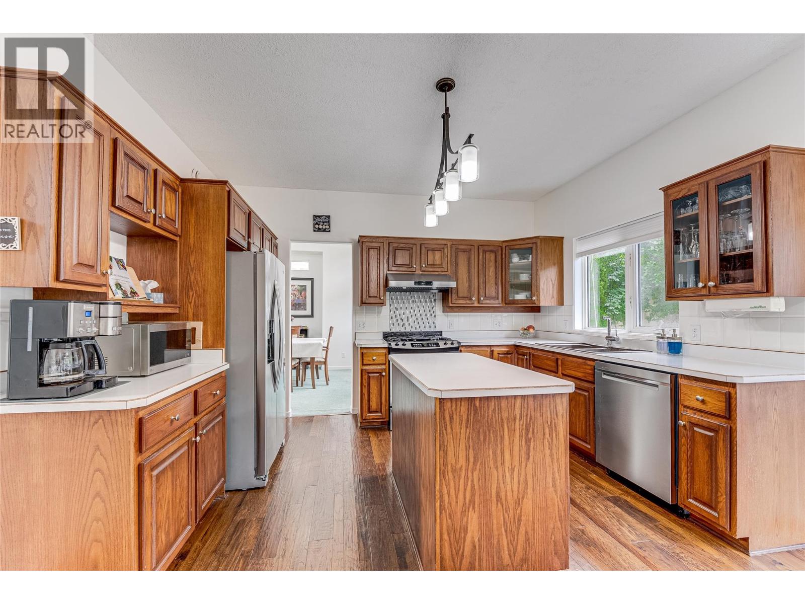274 Country Estate Place, Vernon, British Columbia  V1B 2V3 - Photo 6 - 10356895