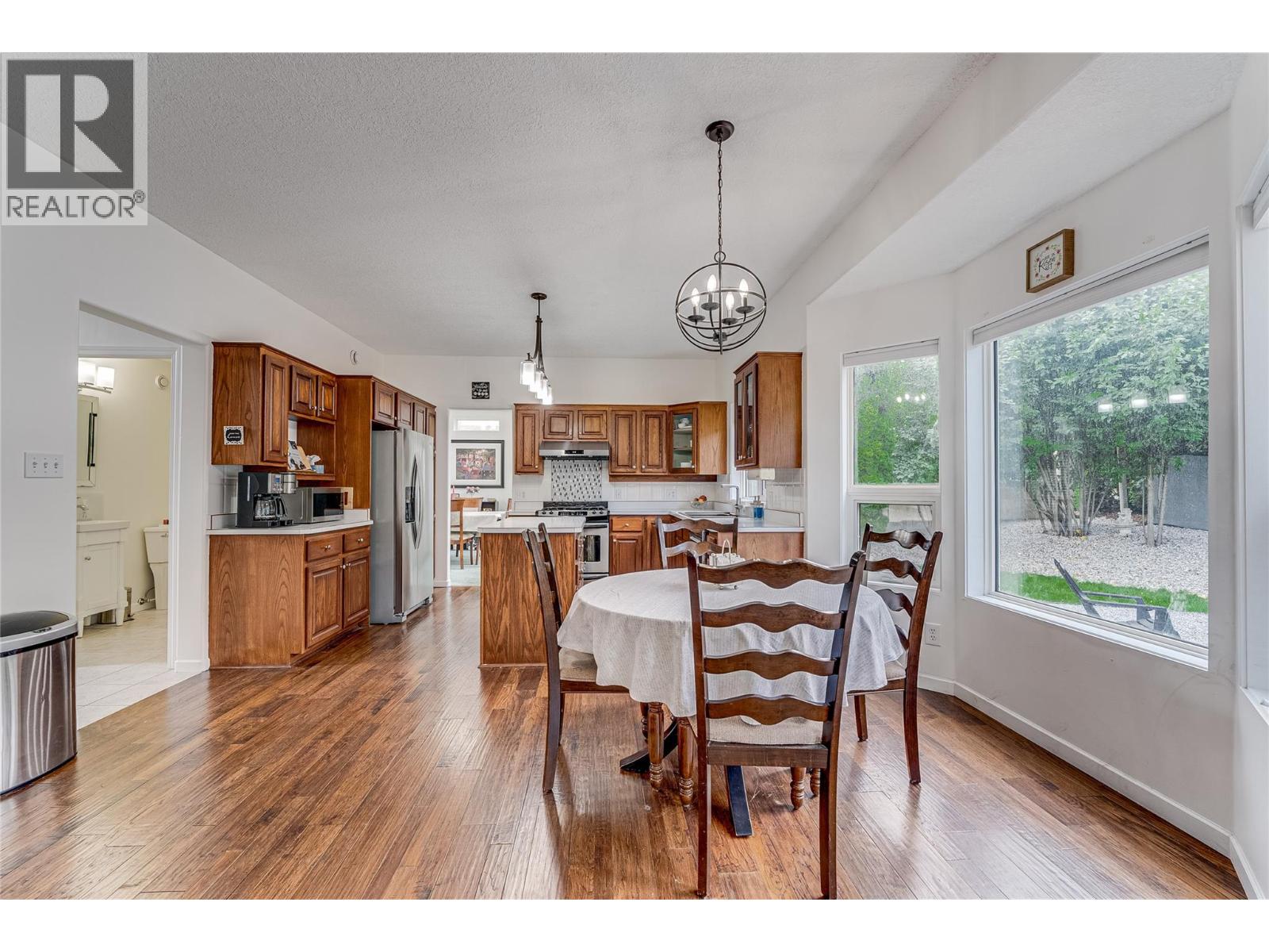 274 Country Estate Place, Vernon, British Columbia  V1B 2V3 - Photo 11 - 10356895