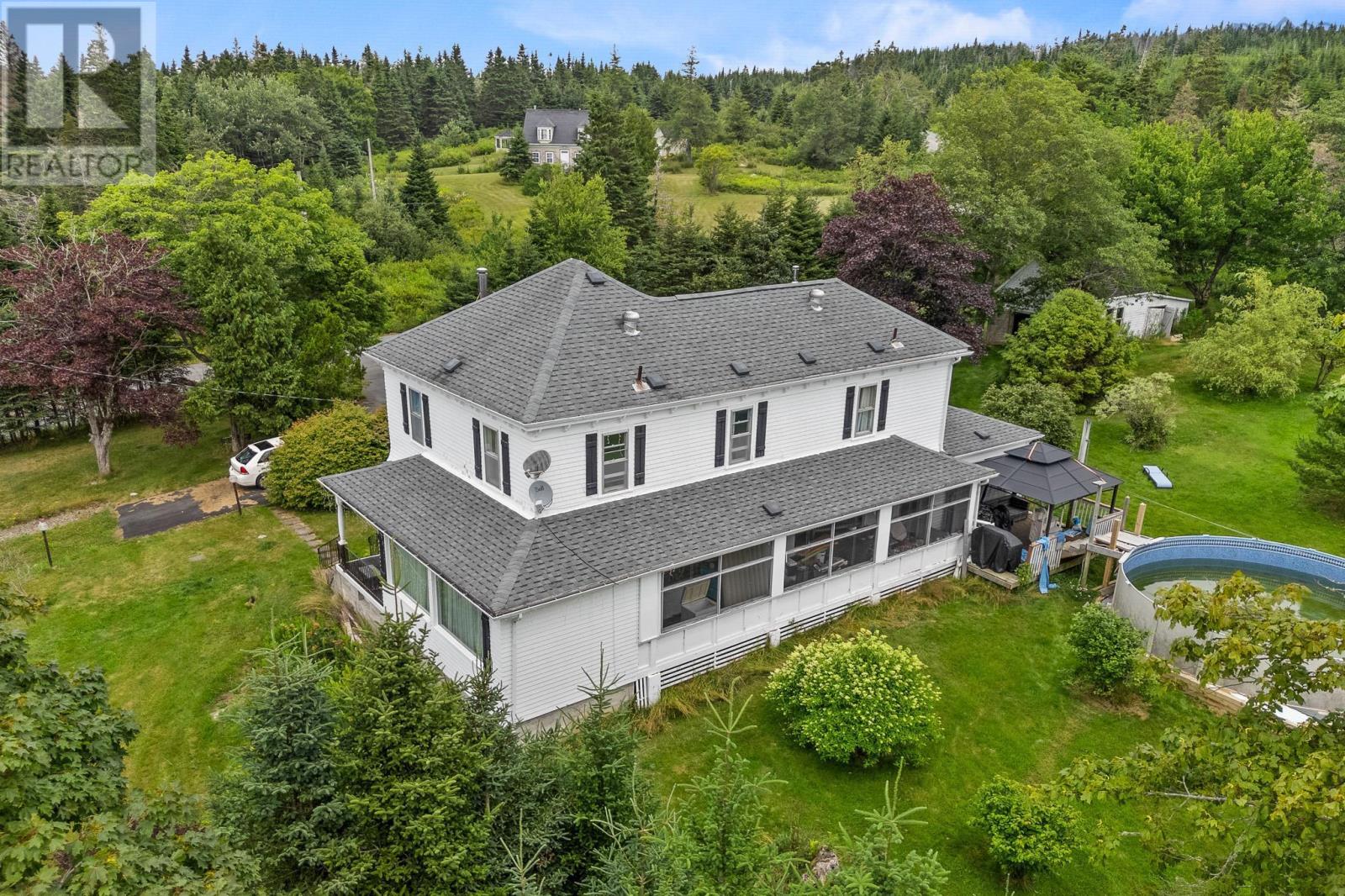 Property at 8 Dufferin Mines Road image 2
