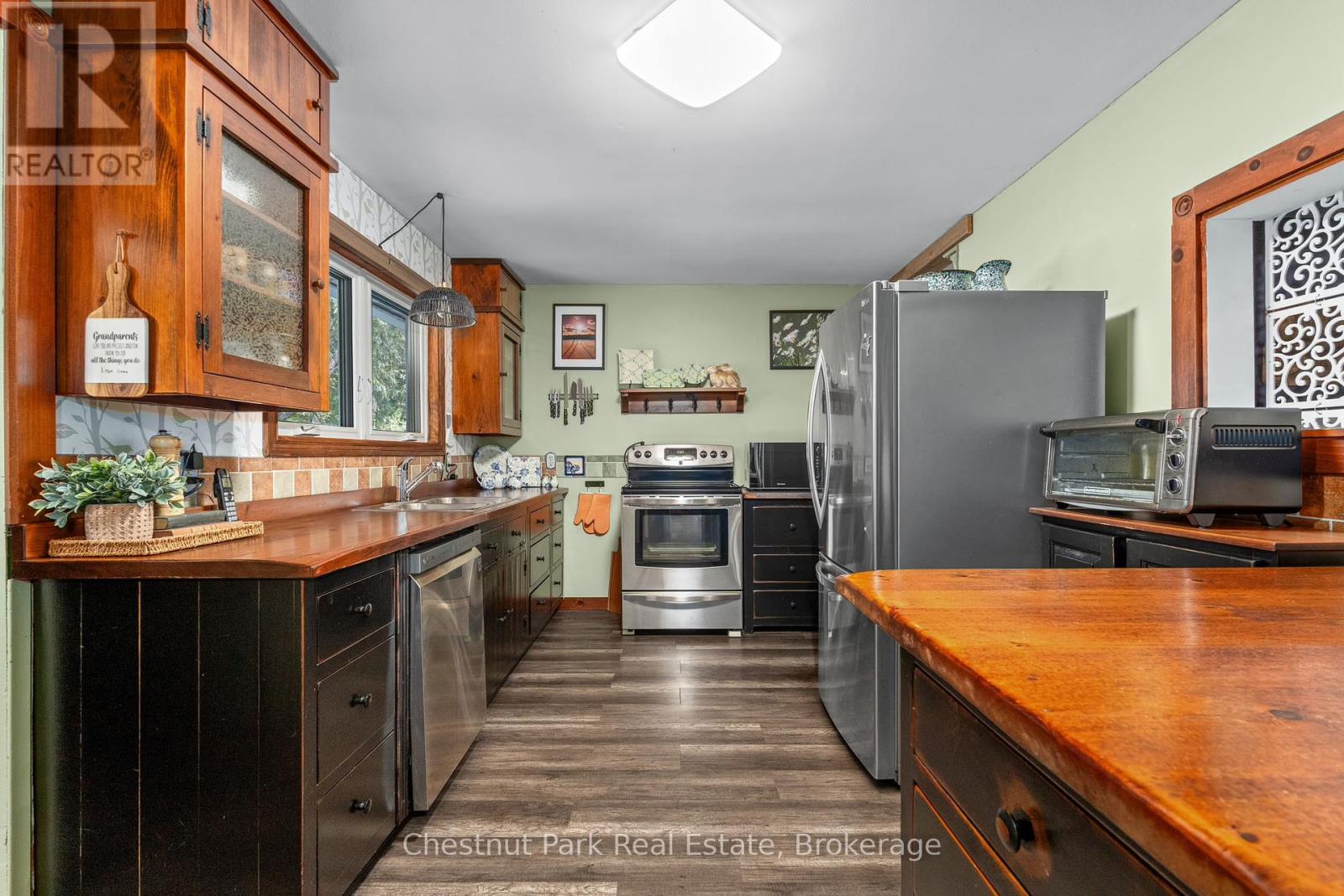 1047 Naismith Road E, Bracebridge, Ontario  P1L 1X4 - Photo 8 - X12380313
