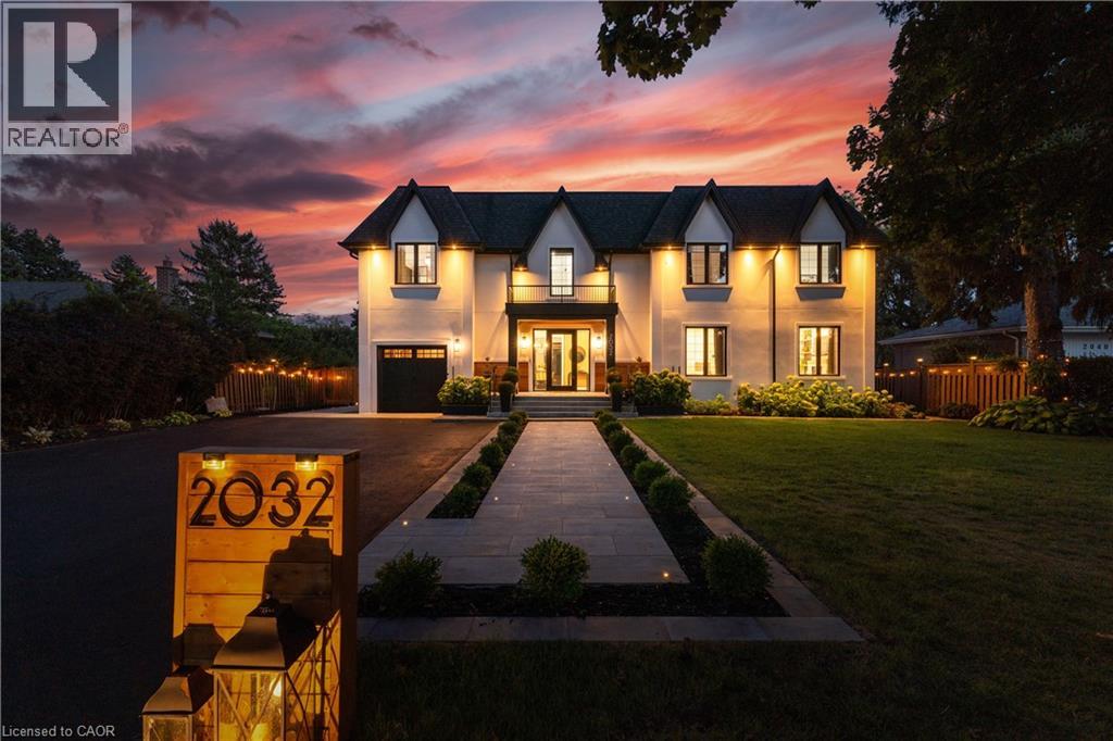 2032 REBECCA Street, Oakville, Ontario