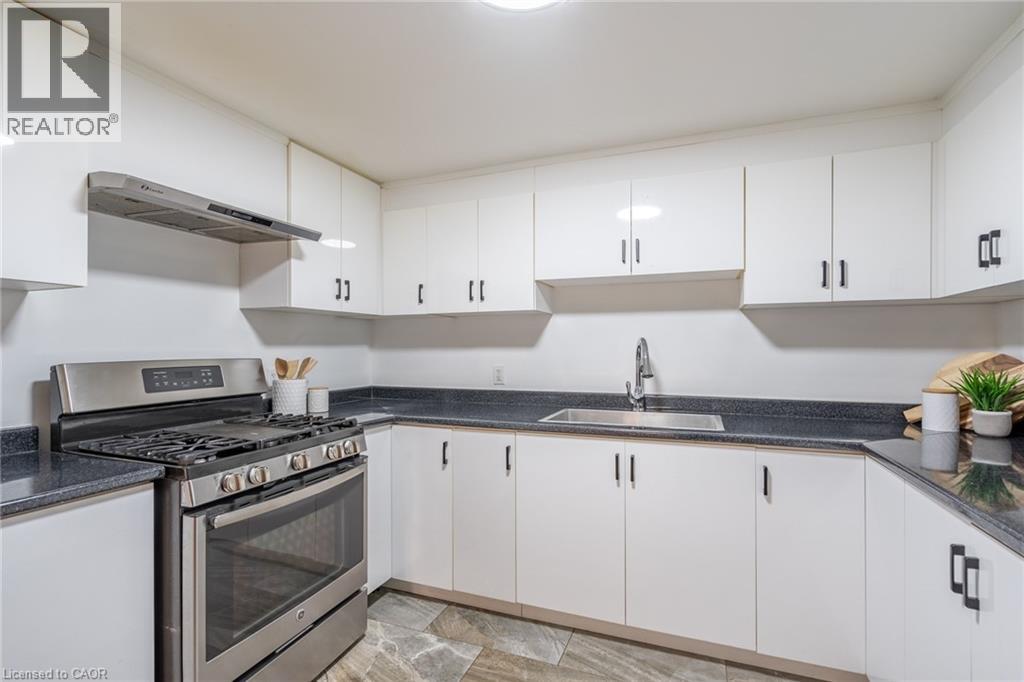 2032 Rebecca Street, Oakville, Ontario  L6L 2A2 - Photo 35 - 40766093