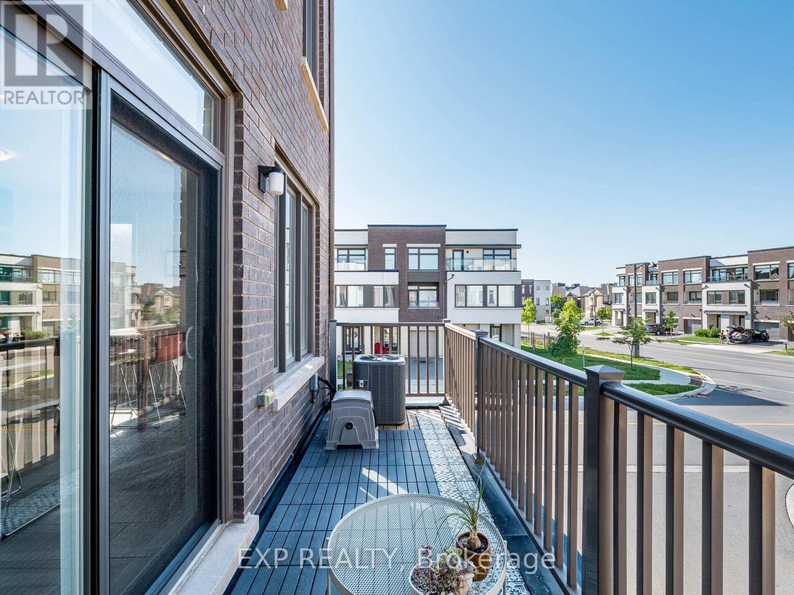 3128 Mintwood Circle, Oakville, Ontario  L6H 0P2 - Photo 14 - W12380436