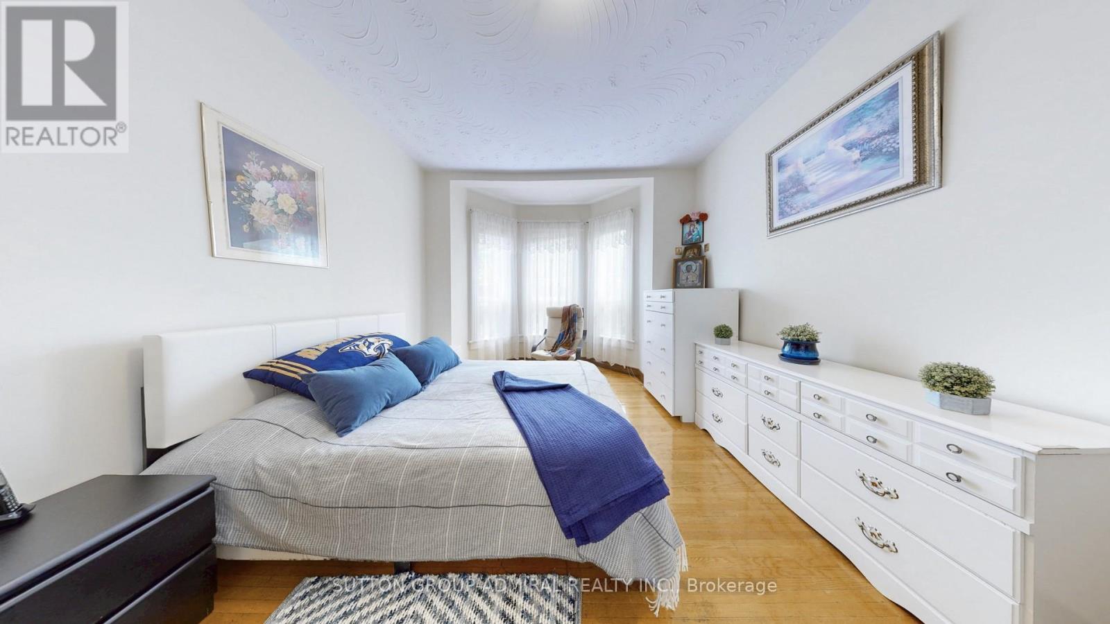 90 Westmoreland Avenue, Toronto, Ontario  M6H 2Z7 - Photo 21 - W12379918