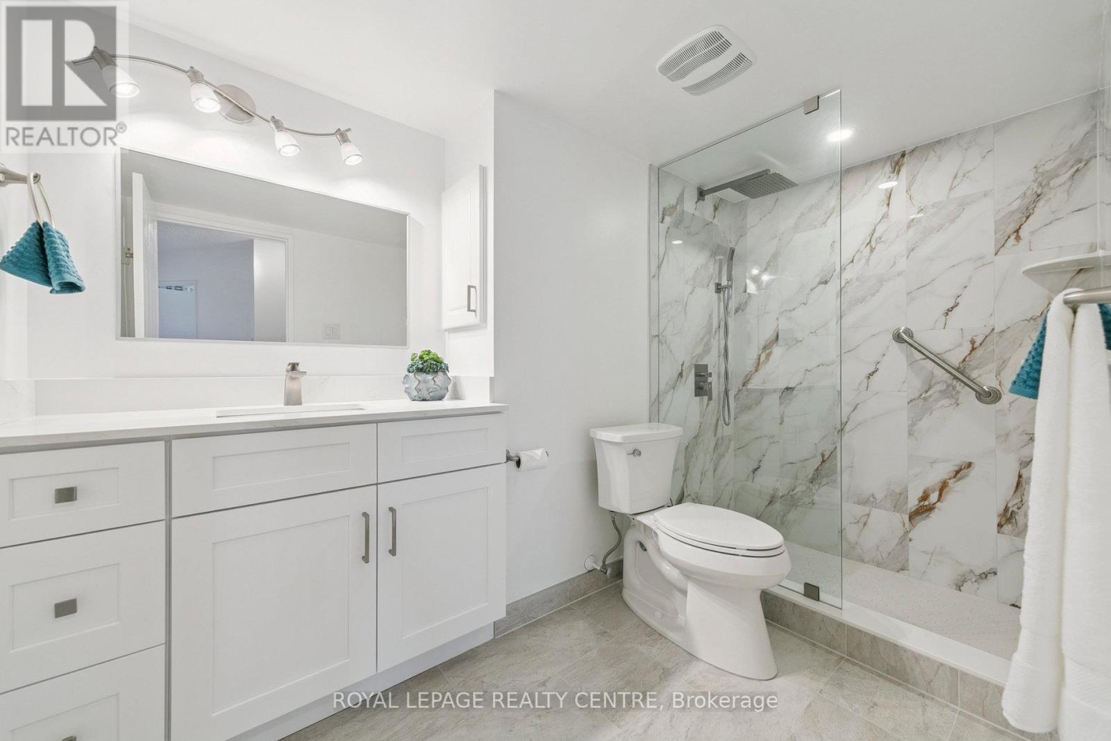 807 - 1110 Walden Circle, Mississauga, Ontario  L5J 4R3 - Photo 18 - W12379921