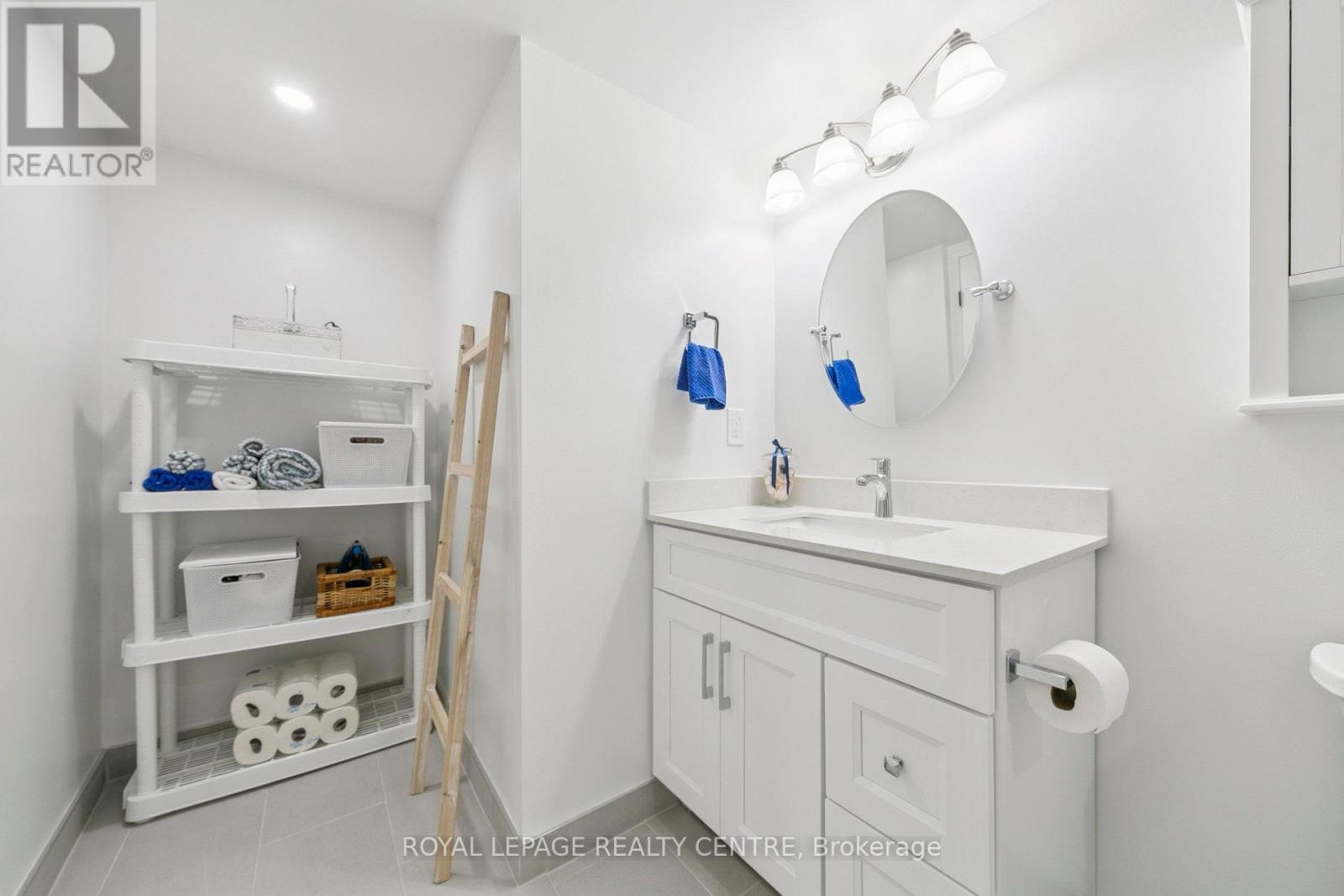 807 - 1110 Walden Circle, Mississauga, Ontario  L5J 4R3 - Photo 21 - W12379921