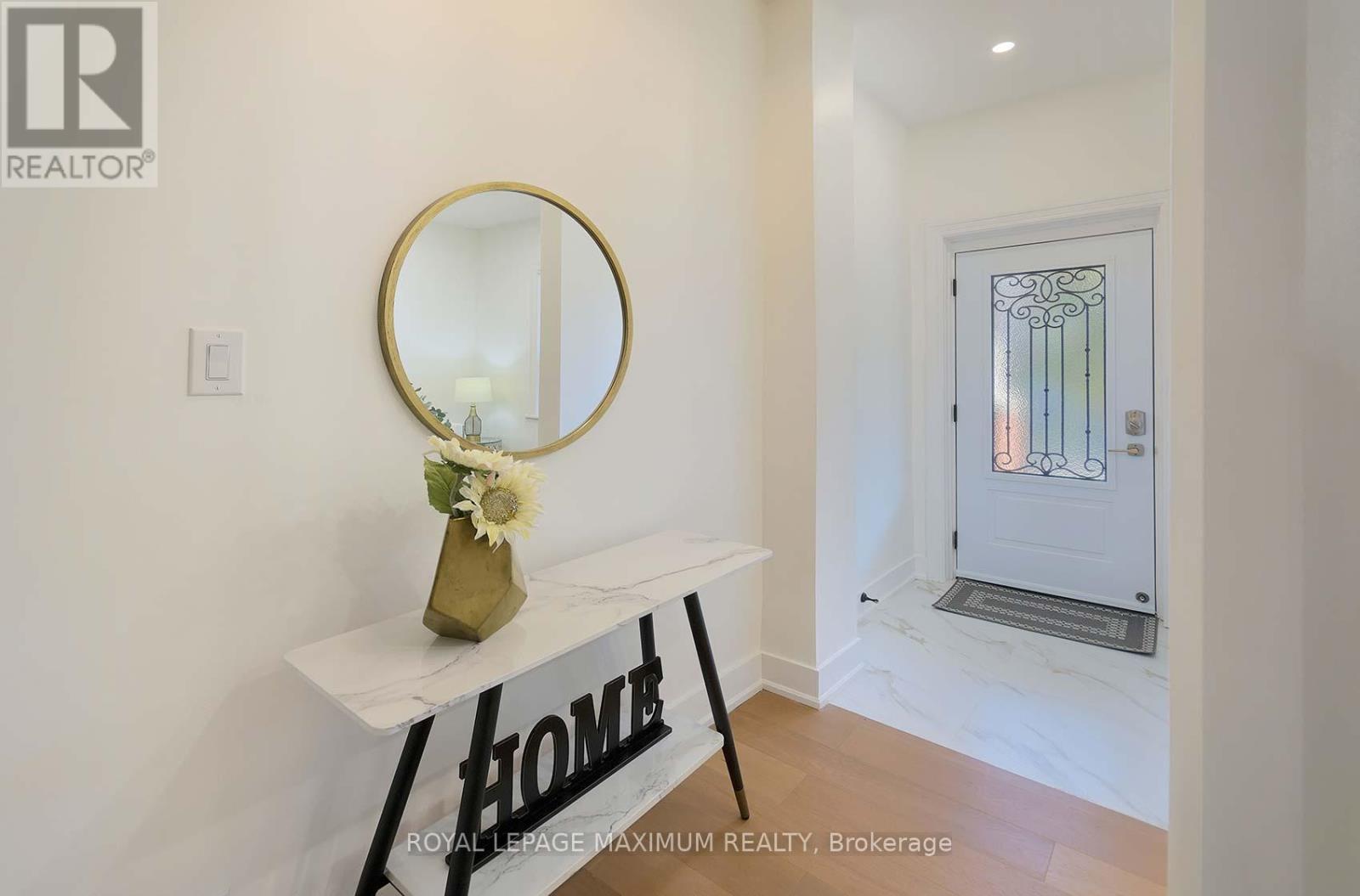 132 Wallace Avenue, Toronto, Ontario  M6H 1T5 - Photo 4 - W12379931