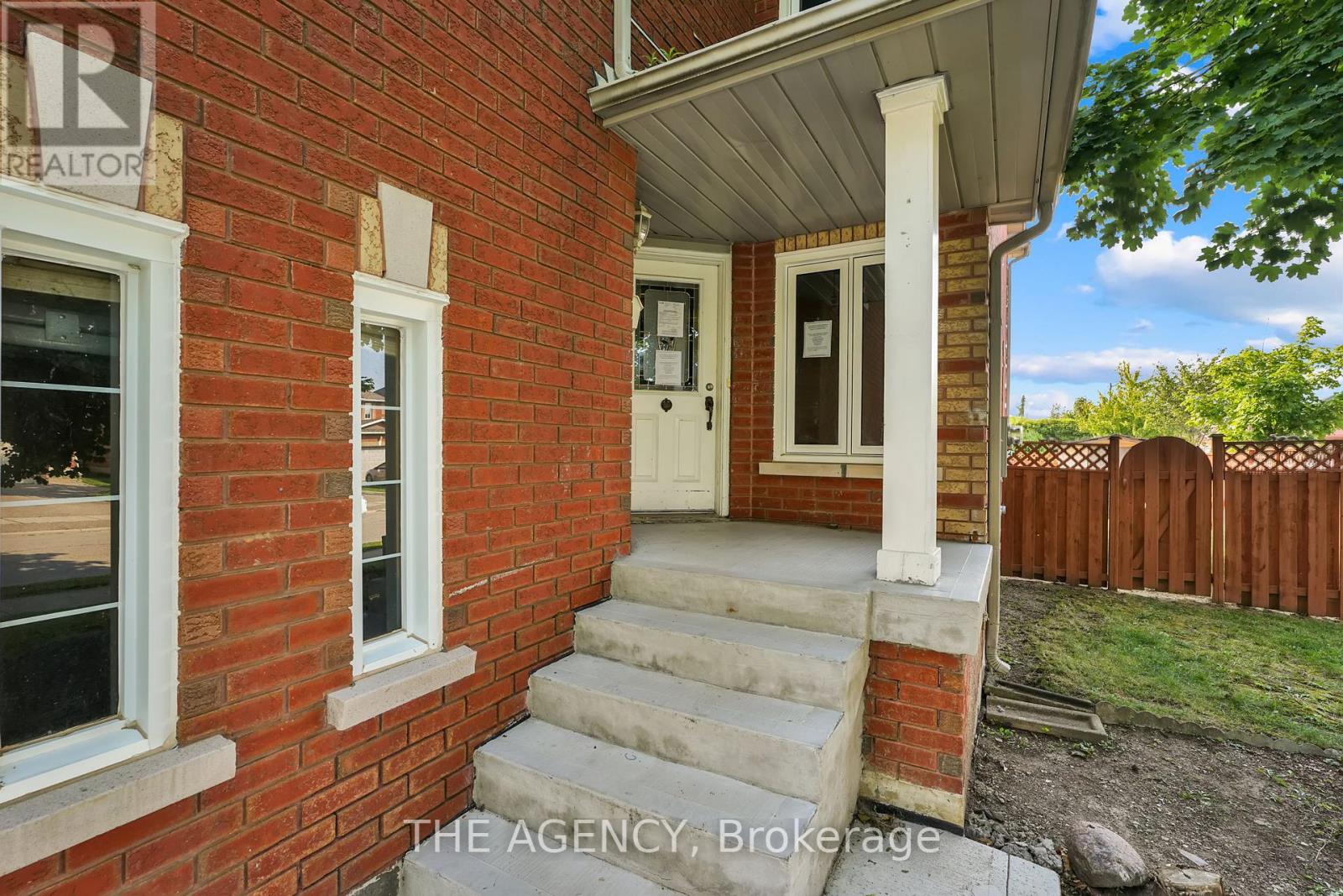 48 Zachary Drive, Brampton (Snelgrove), Ontario  L7A 1H7 - Photo 3 - W12379935