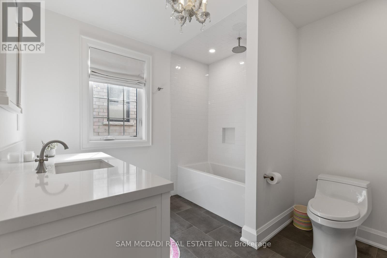 4 Iroquois Avenue, Mississauga, Ontario  L5G 1M6 - Photo 29 - W12379988