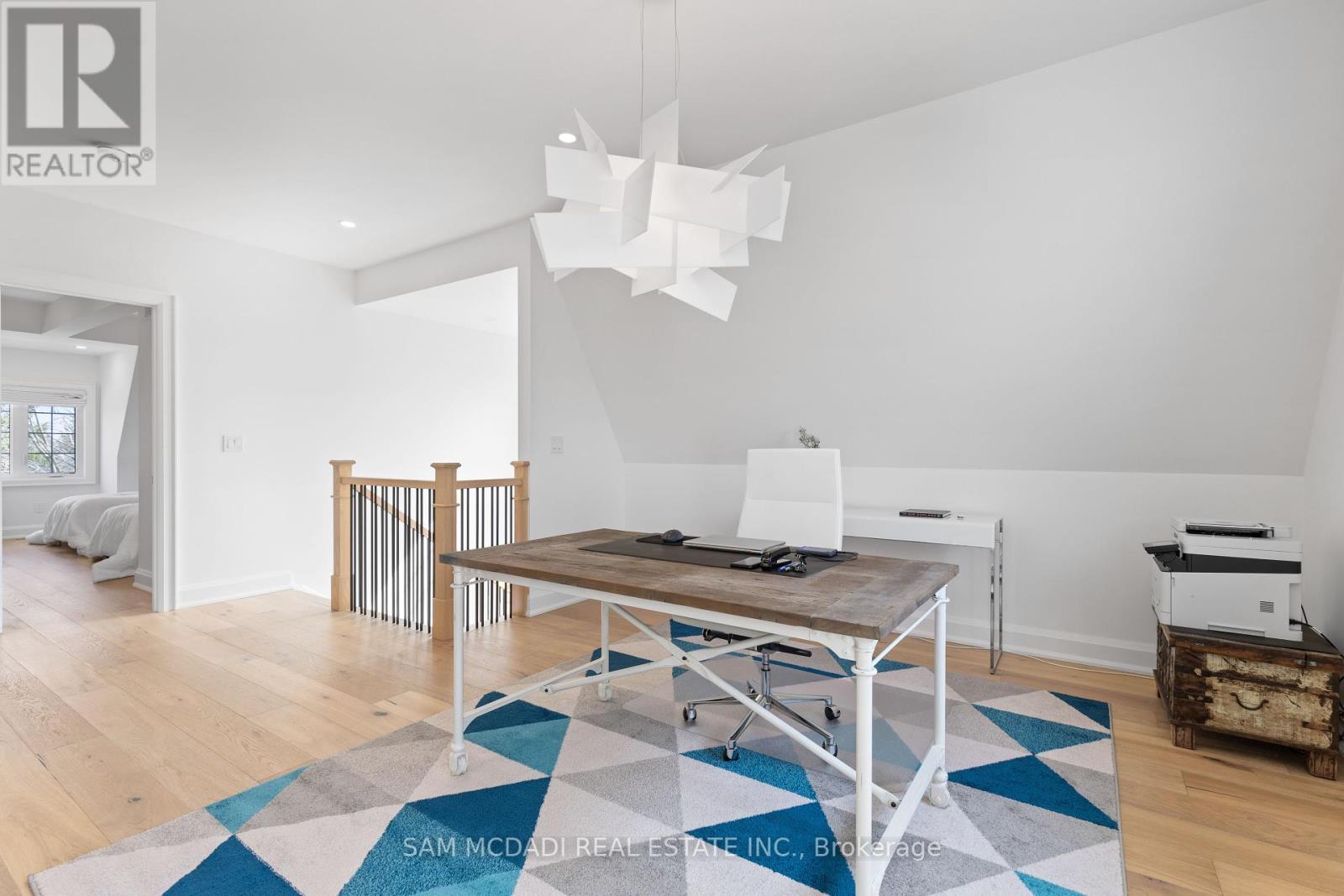 4 Iroquois Avenue, Mississauga, Ontario  L5G 1M6 - Photo 31 - W12379988