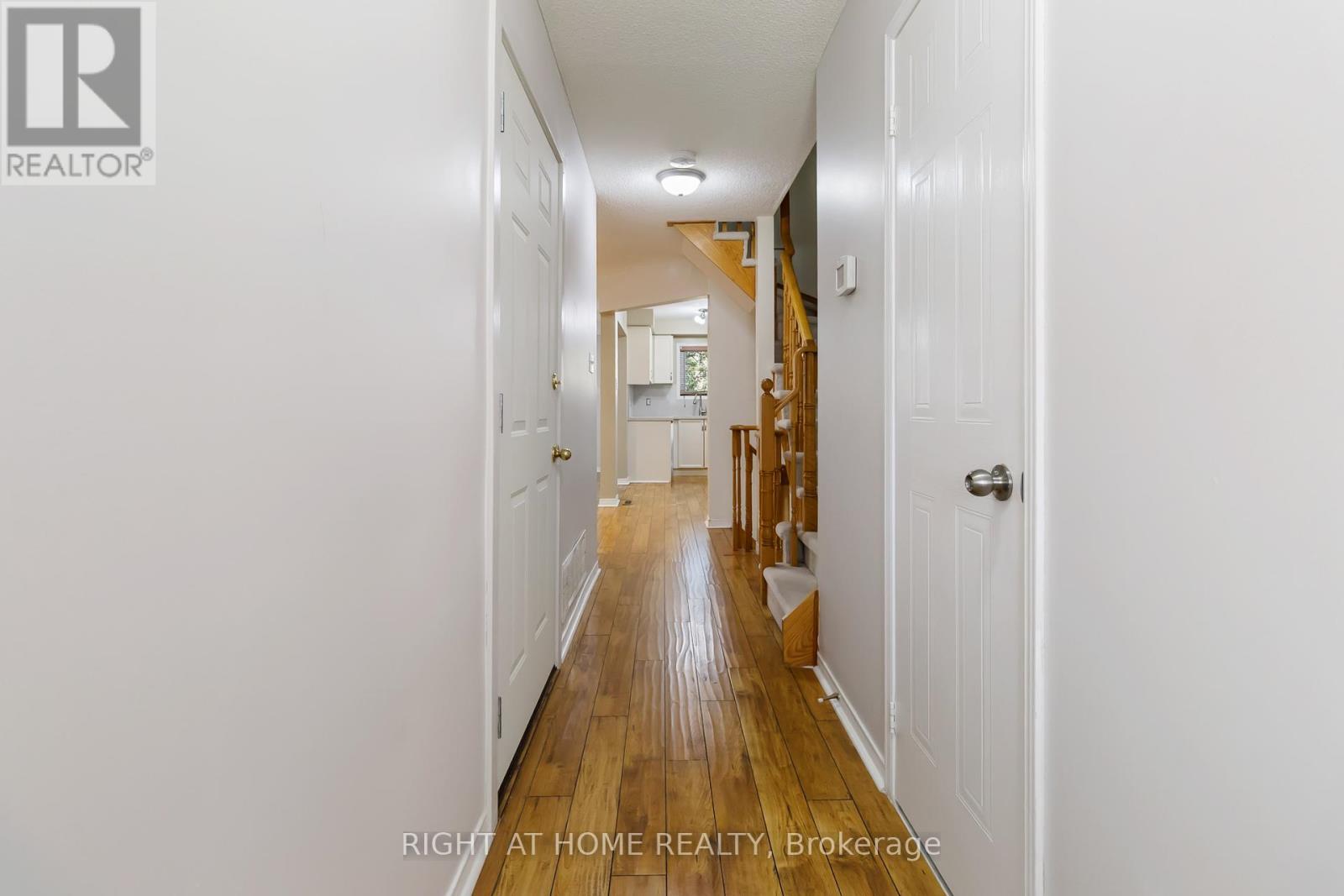 12 - 1520 Reeves Gate, Oakville (Ga Glen Abbey), Ontario  L6M 3J4 - Photo 5 - W12380023