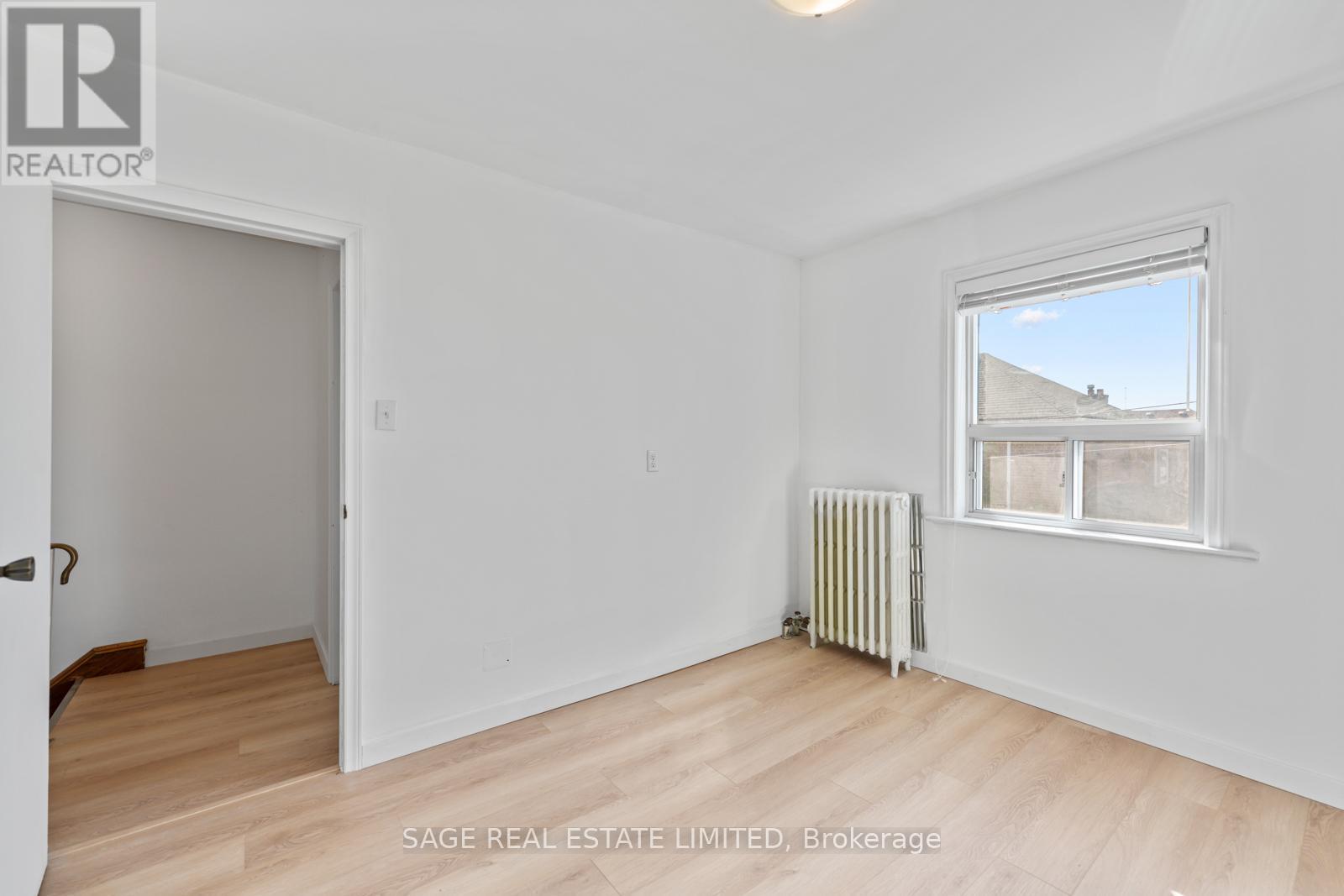 49 Bowie Avenue, Toronto, Ontario  M6E 2P2 - Photo 25 - W12380064