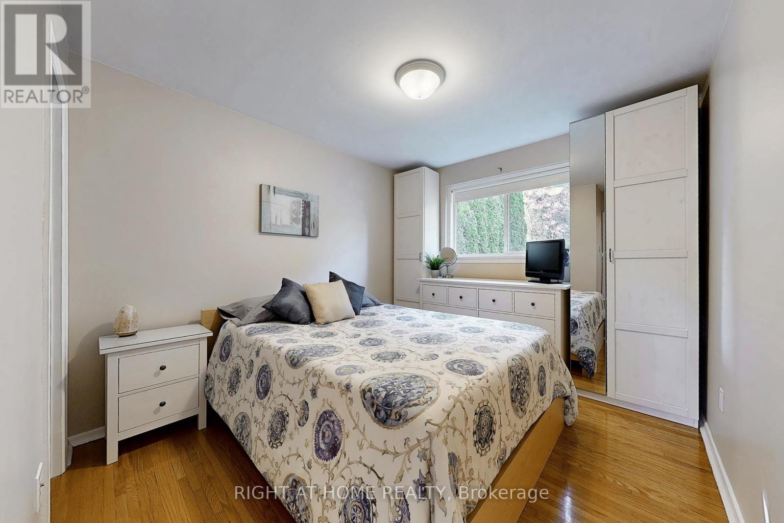 907 Fourth Street, Mississauga (Lakeview), Ontario  L5E 1J8 - Photo 15 - W12380075