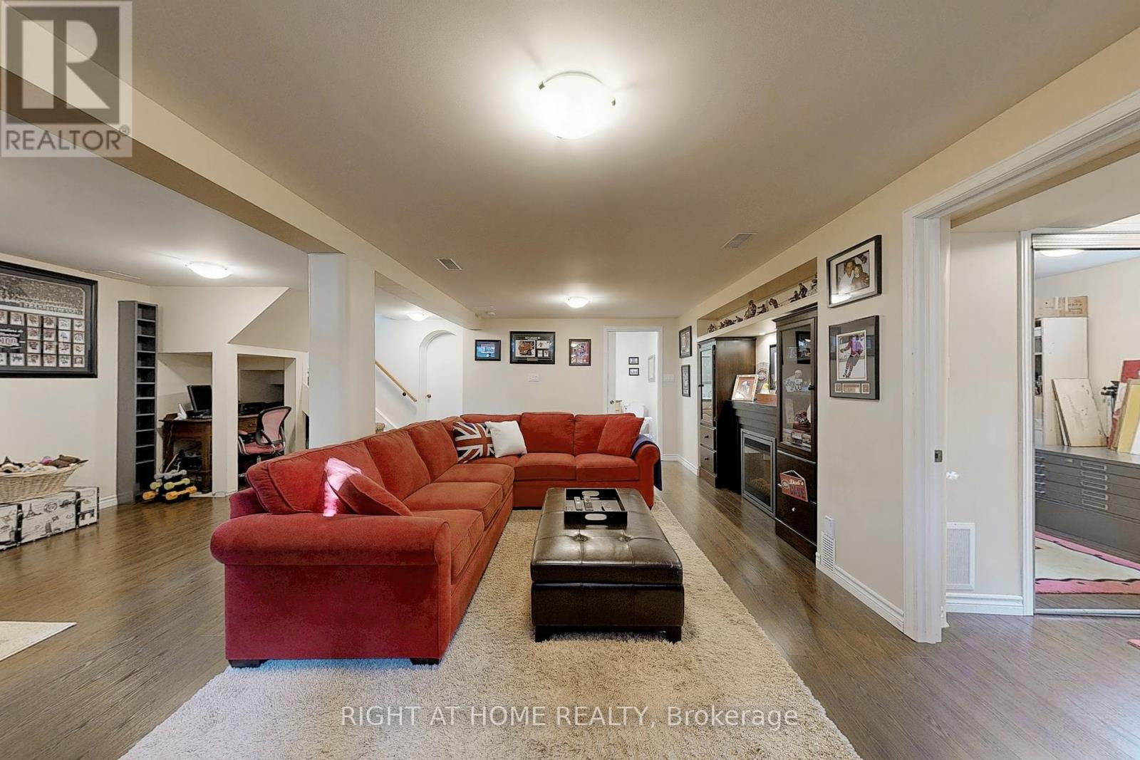 907 Fourth Street, Mississauga (Lakeview), Ontario  L5E 1J8 - Photo 22 - W12380075