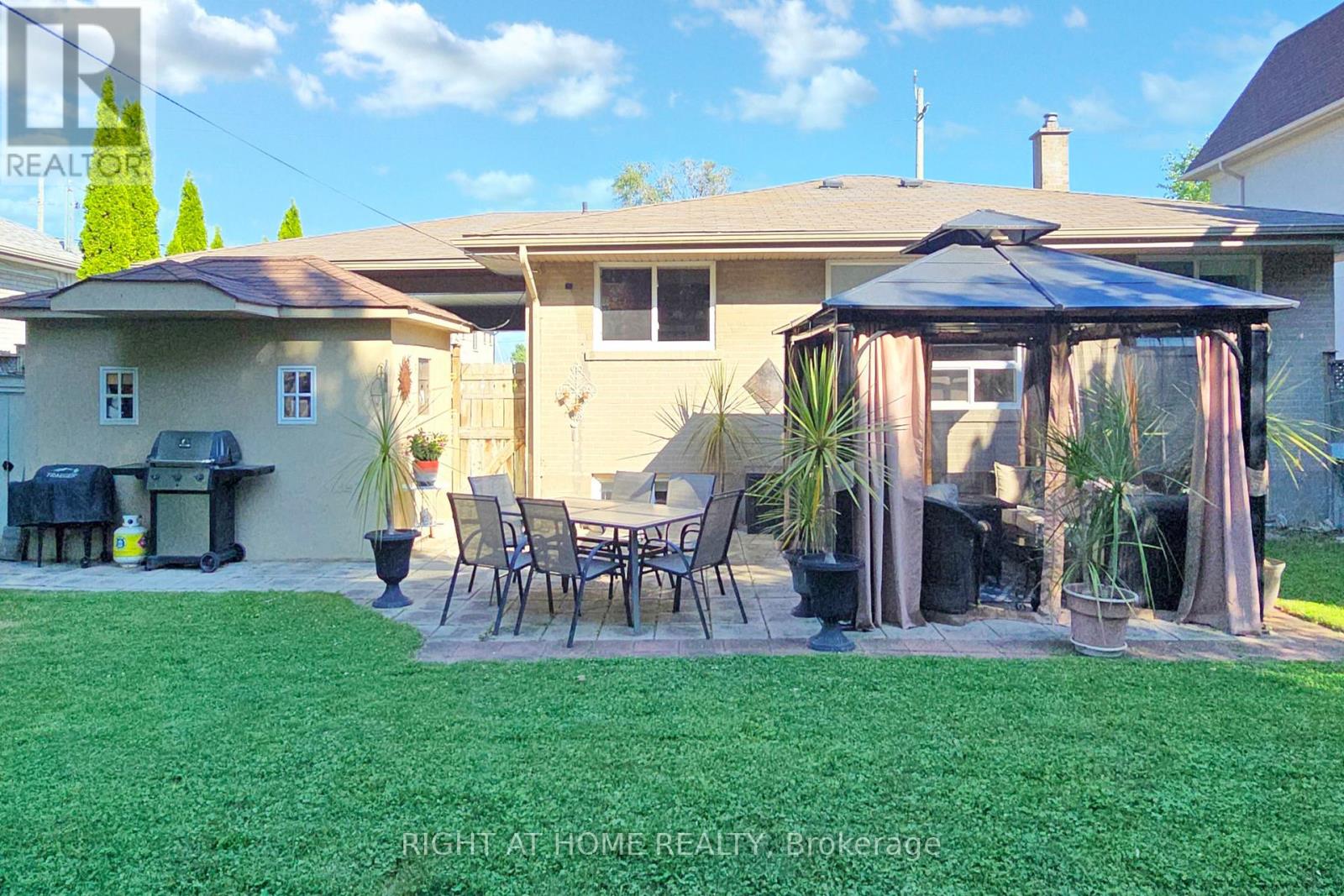 907 Fourth Street, Mississauga (Lakeview), Ontario  L5E 1J8 - Photo 30 - W12380075
