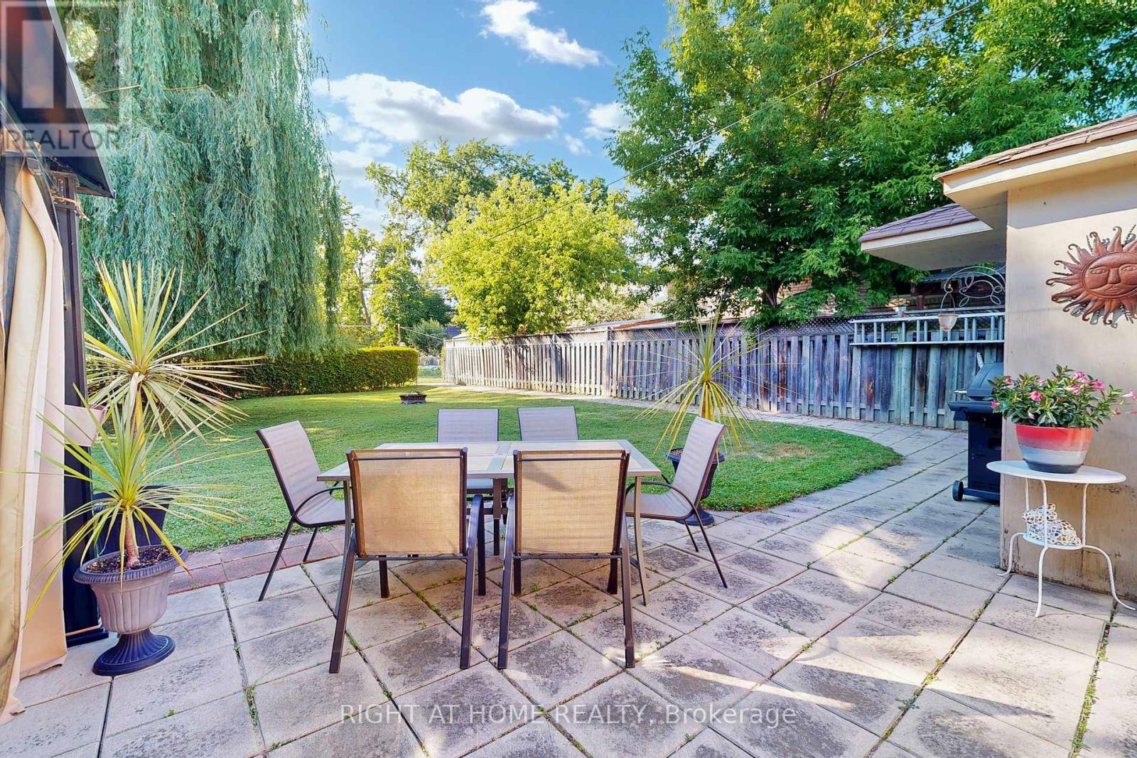 907 Fourth Street, Mississauga (Lakeview), Ontario  L5E 1J8 - Photo 33 - W12380075
