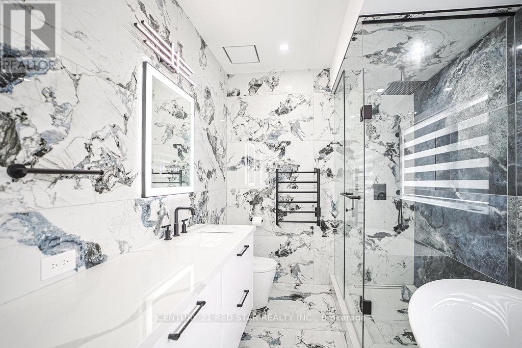 1 Frankwood Road, Toronto (Stonegate-Queensway), Ontario  M8Z 1Y8 - Photo 21 - W12380108