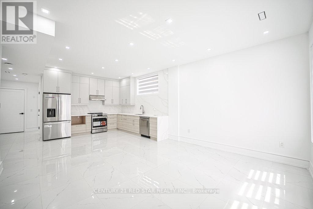 1 Frankwood Road, Toronto (Stonegate-Queensway), Ontario  M8Z 1Y8 - Photo 35 - W12380108