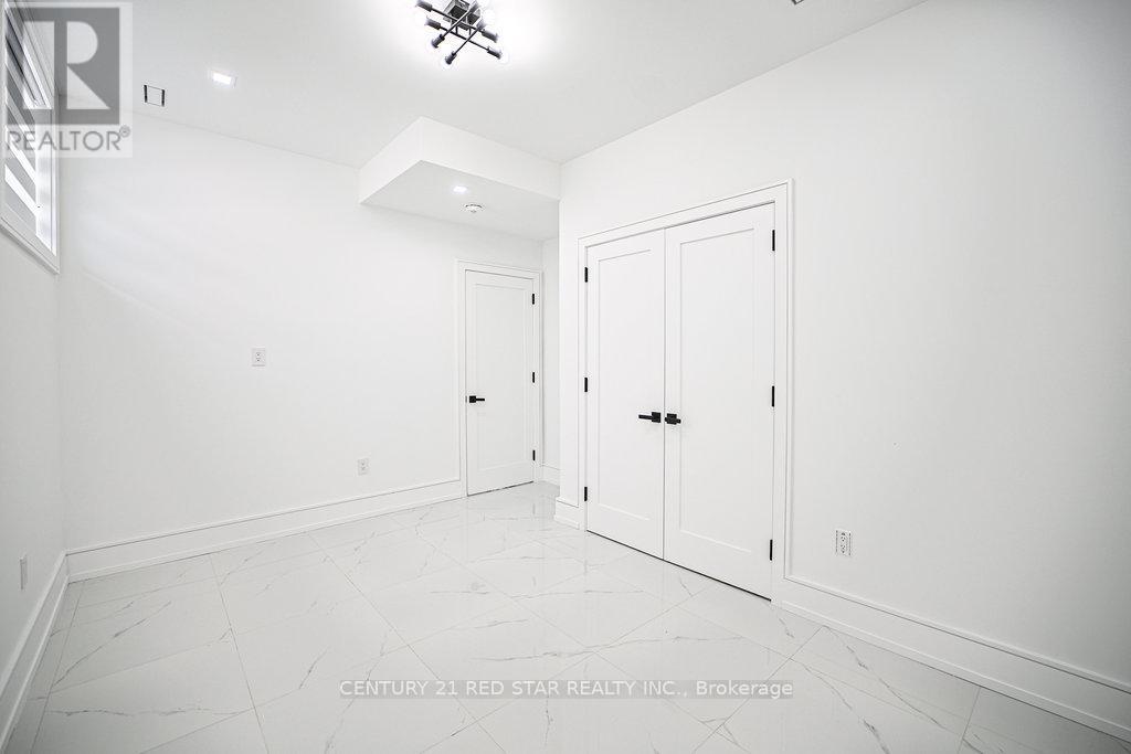 1 Frankwood Road, Toronto (Stonegate-Queensway), Ontario  M8Z 1Y8 - Photo 36 - W12380108