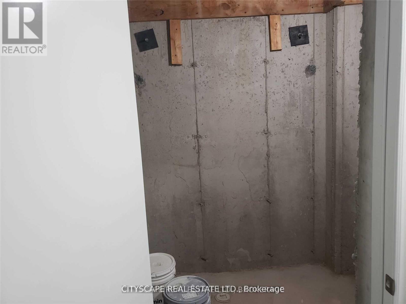 Bsmt - 4375 Trail Blazer Way, Mississauga, Ontario  L5R 0C5 - Photo 14 - W12380135