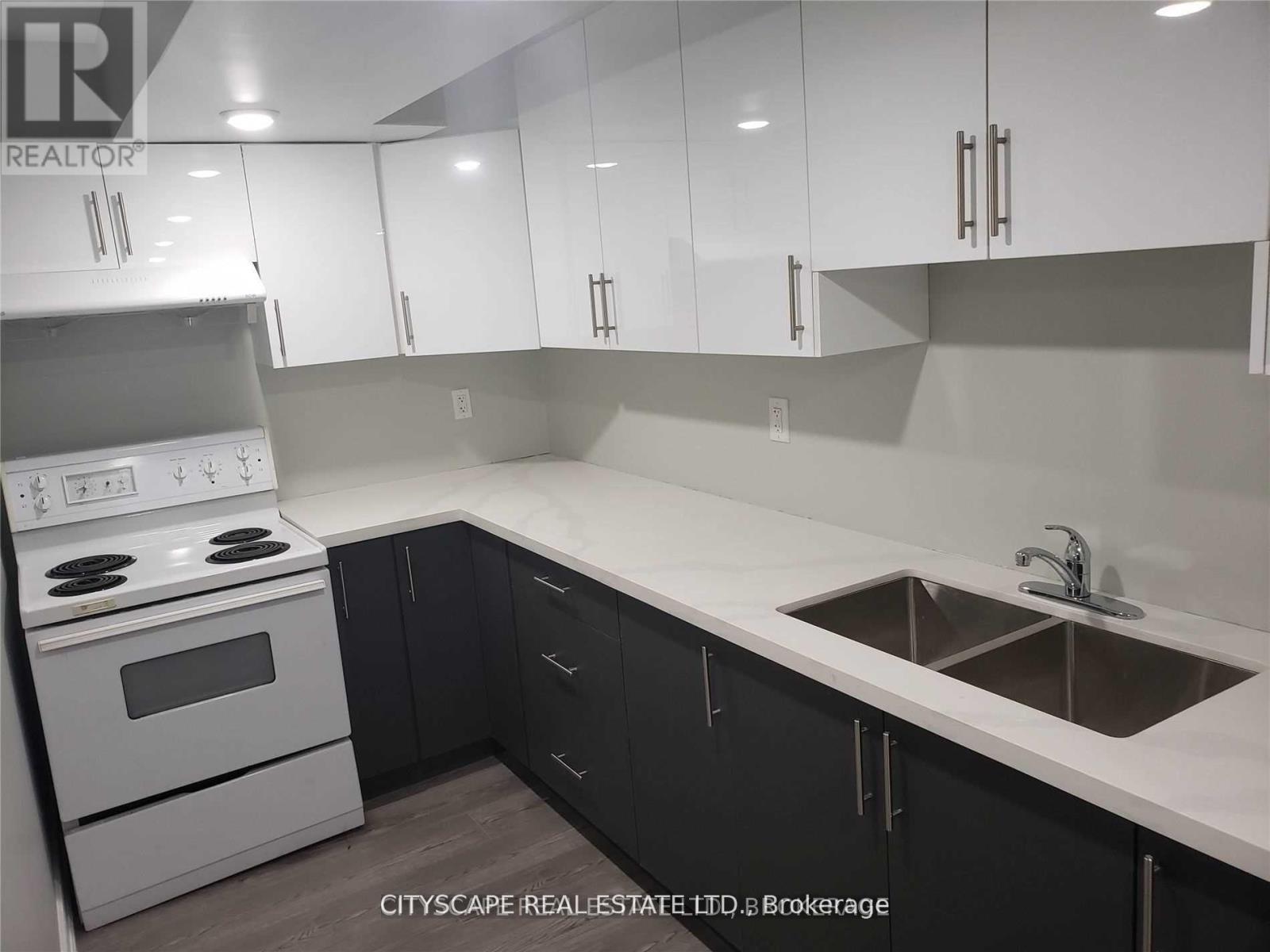 Bsmt - 4375 Trail Blazer Way, Mississauga, Ontario  L5R 0C5 - Photo 4 - W12380135