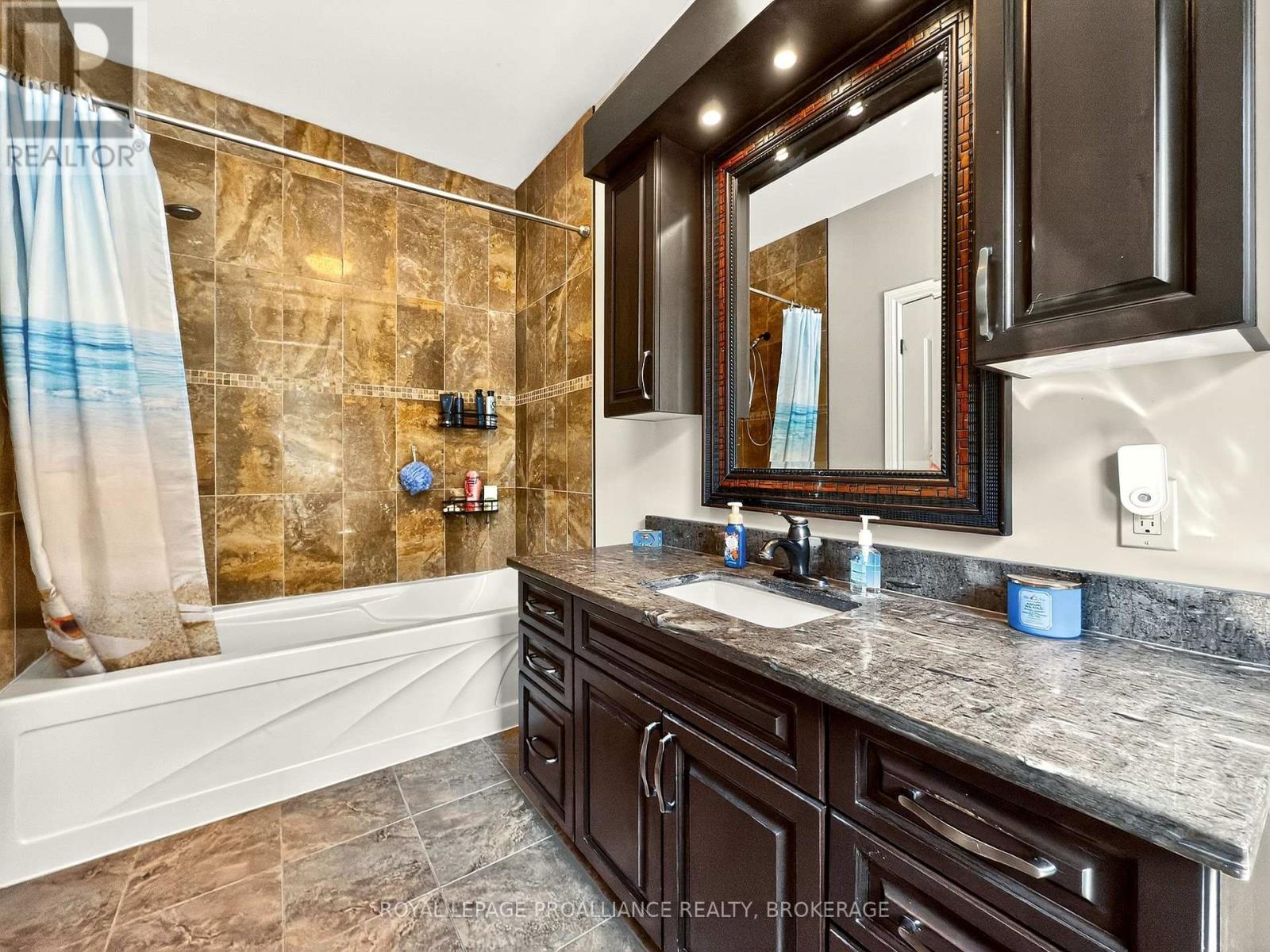 4671 Verona Sands Road, Frontenac, Ontario  K0H 2W0 - Photo 27 - X12380331