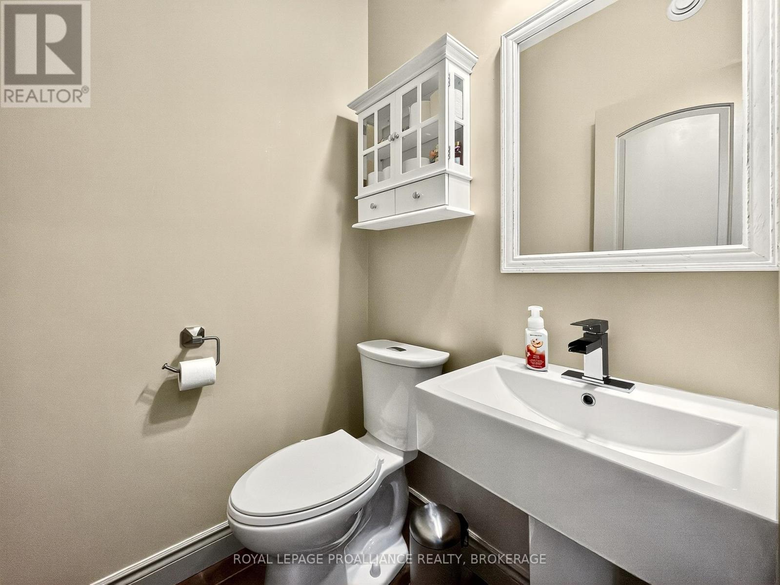 4671 Verona Sands Road, Frontenac, Ontario  K0H 2W0 - Photo 9 - X12380331