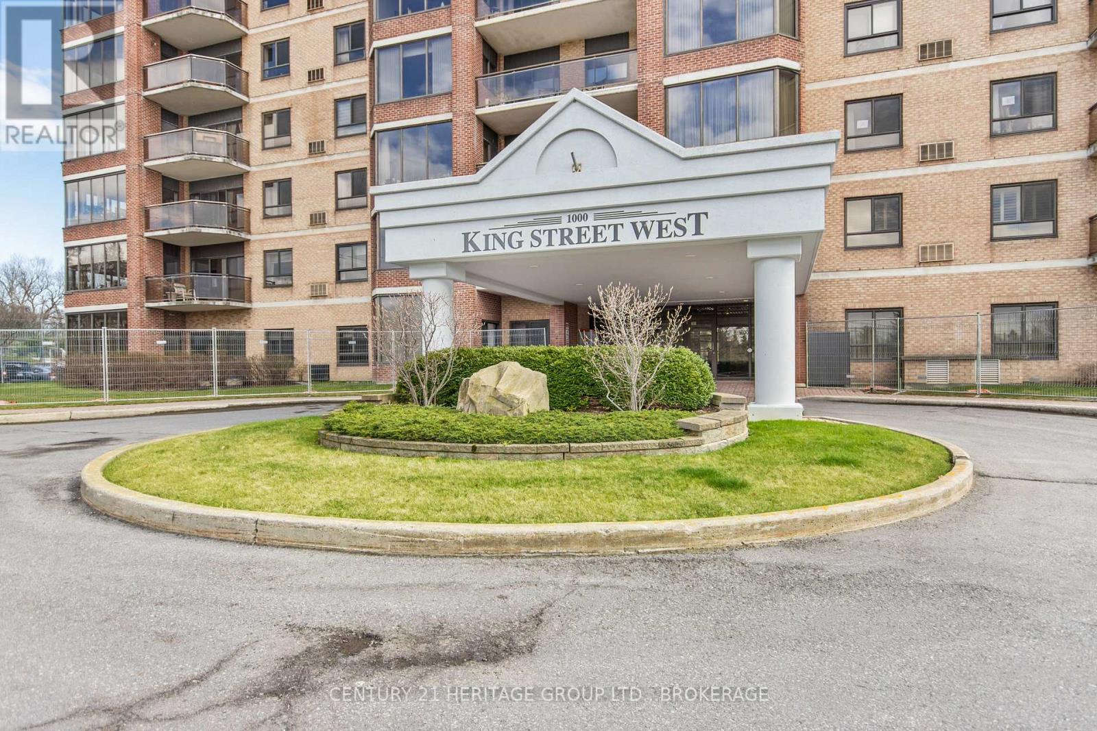 1202 - 1000 King Street W, Kingston, Ontario  K7M 8H3 - Photo 3 - X12380507