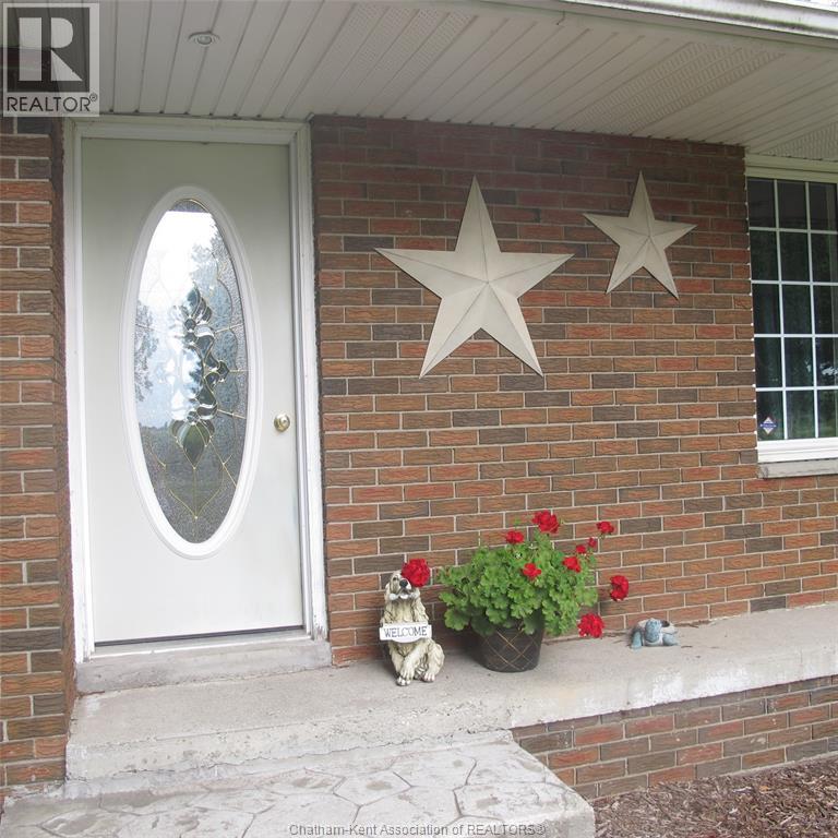 15061 Turin Line, Highgate, Ontario  N0P 1C0 - Photo 2 - 25022364