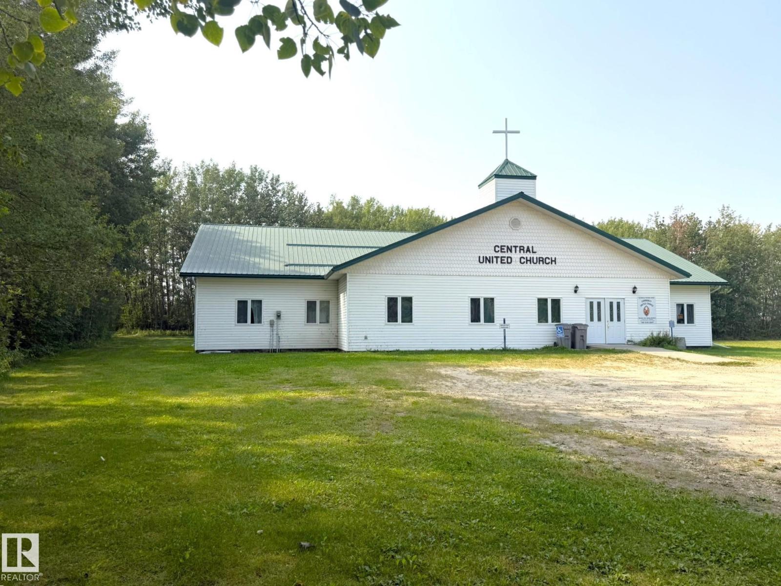 5112 53 ST, Warburg, Alberta