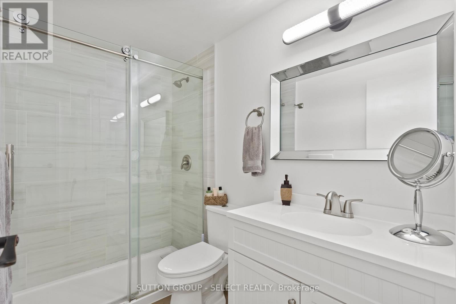 64 - 40 Tiffany Drive, London East, Ontario  N5V 3N3 - Photo 20 - X12380291