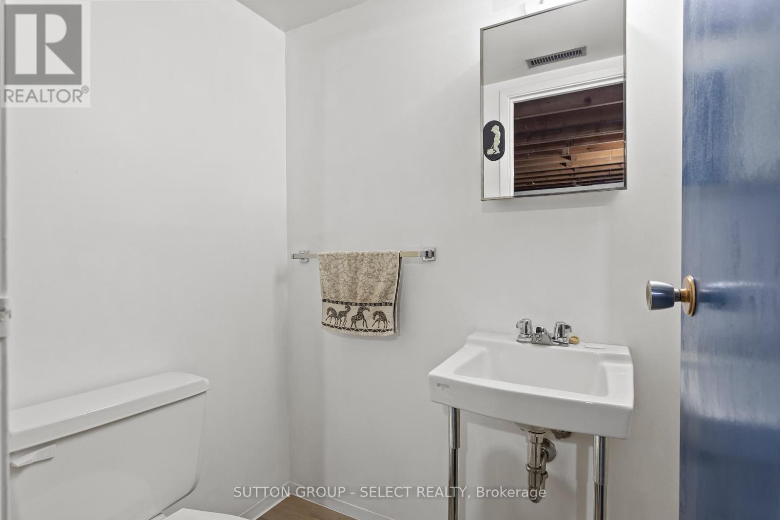 64 - 40 Tiffany Drive, London East, Ontario  N5V 3N3 - Photo 29 - X12380291