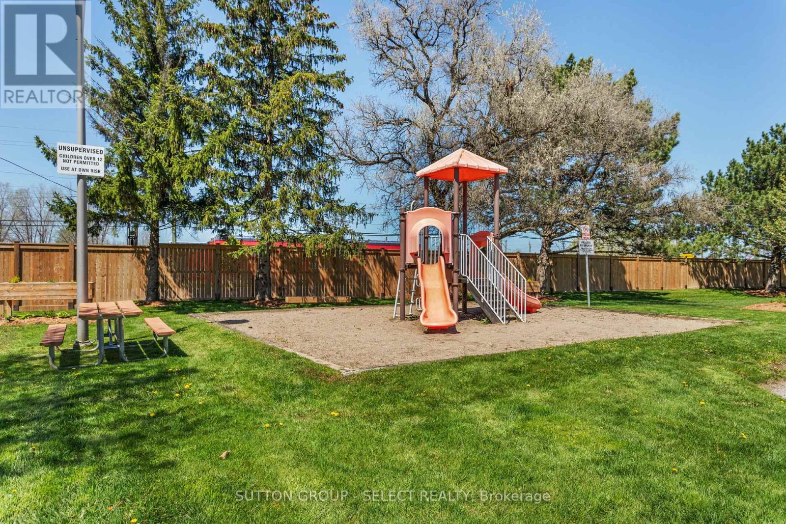 64 - 40 Tiffany Drive, London East, Ontario  N5V 3N3 - Photo 35 - X12380291