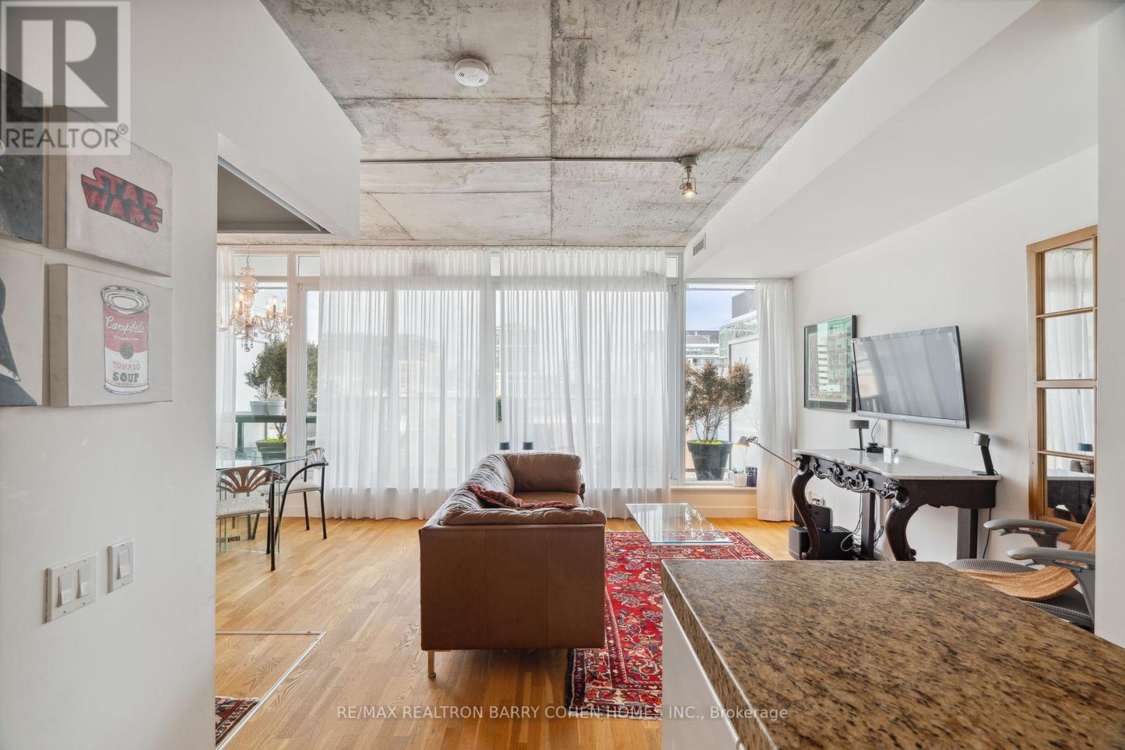 911 - 75 Portland Street, Toronto, Ontario  M5V 2M9 - Photo 4 - C12380167