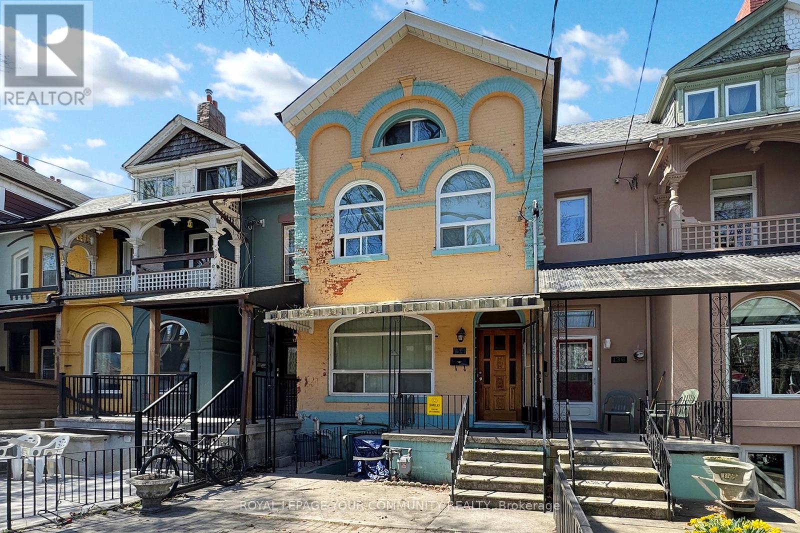 134 BRUNSWICK AVENUE, Toronto, Ontario
