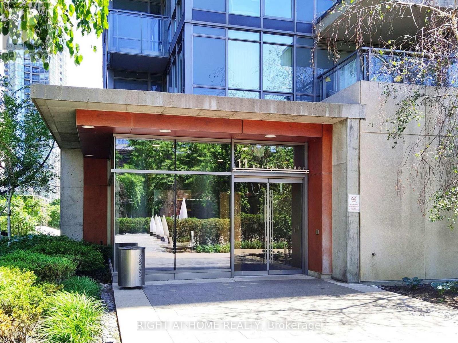 1706 - 11 Brunel Court, Toronto, Ontario  M5V 3Y3 - Photo 42 - C12380270