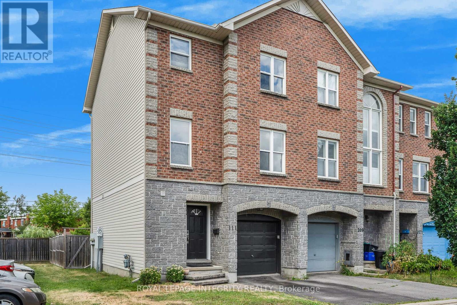 Property at 111 ARCOLA PRIVATE image 1