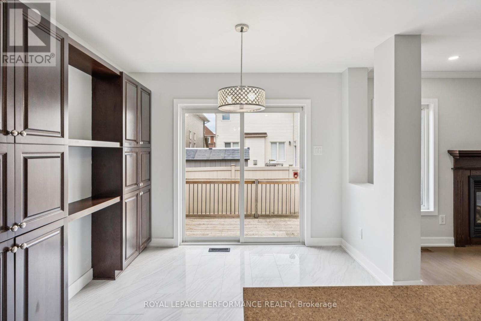 227 Terrapin Terrace, Ottawa, Ontario  K4A 0W3 - Photo 10 - X12380416