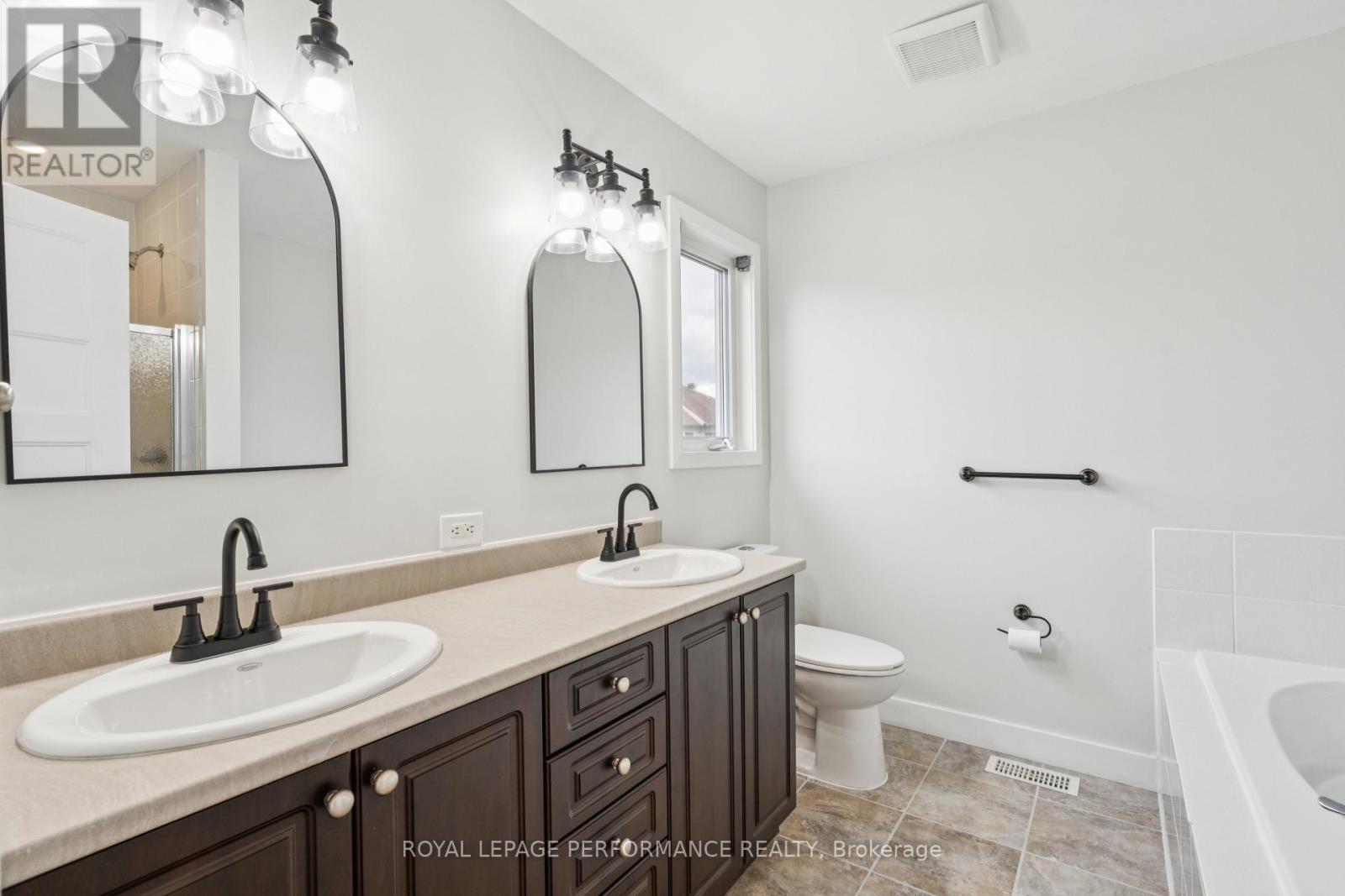 227 Terrapin Terrace, Ottawa, Ontario  K4A 0W3 - Photo 19 - X12380416