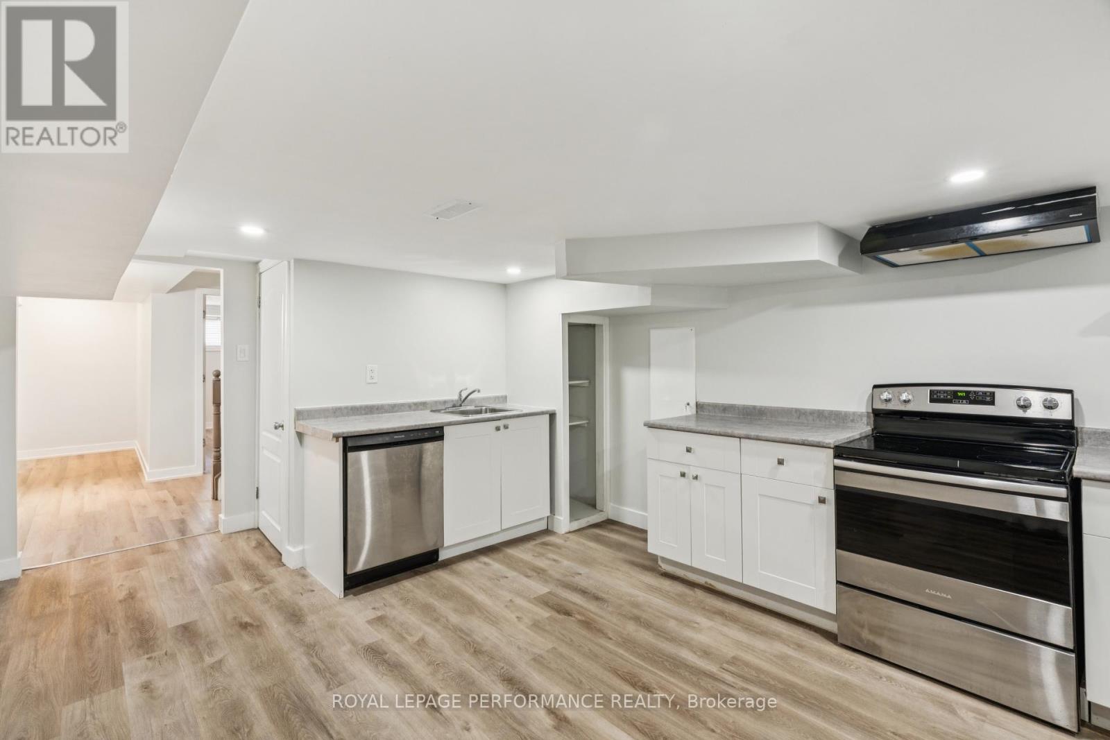 227 Terrapin Terrace, Ottawa, Ontario  K4A 0W3 - Photo 30 - X12380416