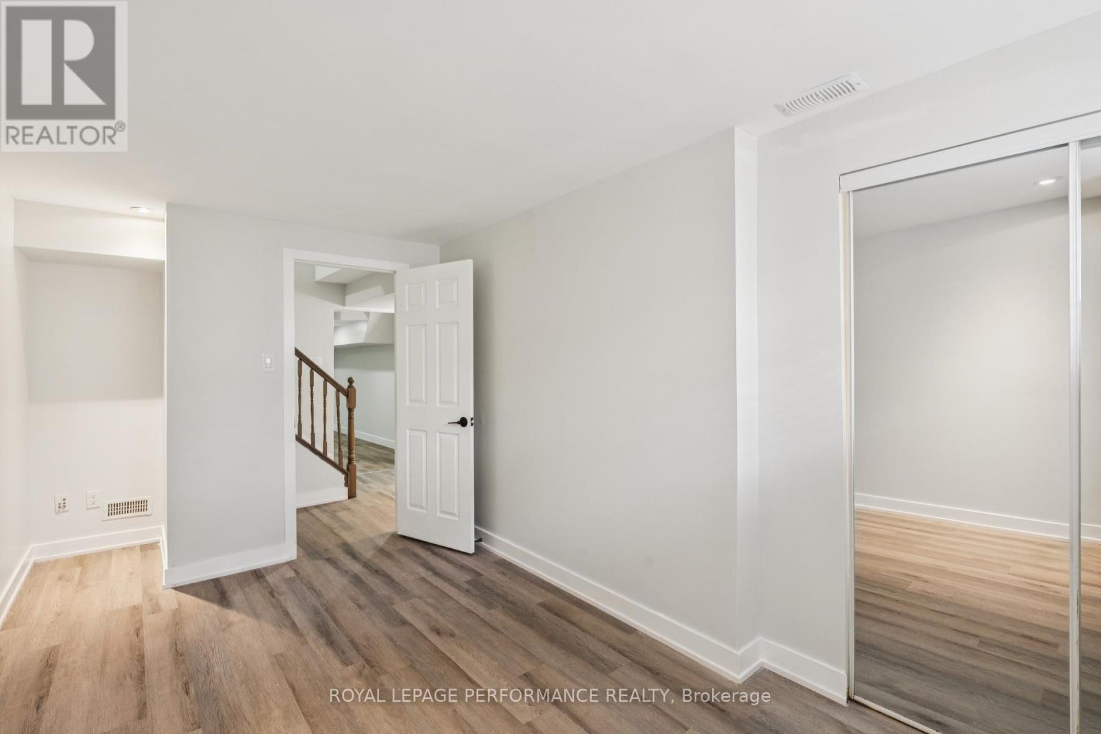 227 Terrapin Terrace, Ottawa, Ontario  K4A 0W3 - Photo 32 - X12380416