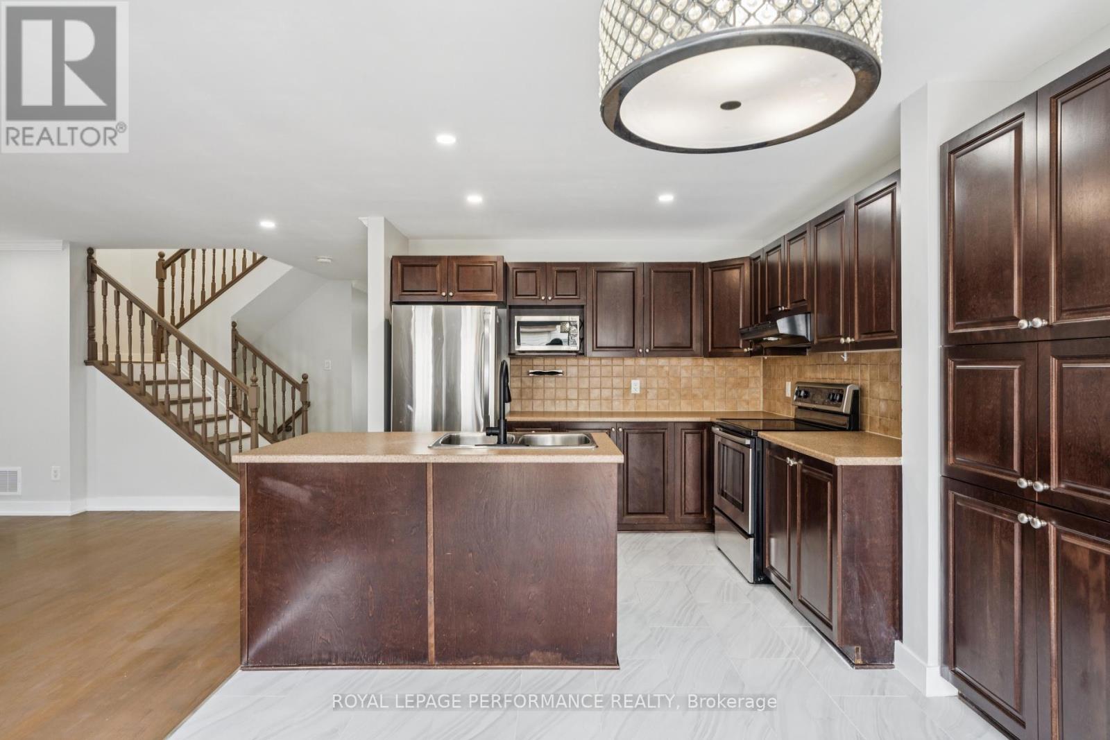 227 Terrapin Terrace, Ottawa, Ontario  K4A 0W3 - Photo 7 - X12380416