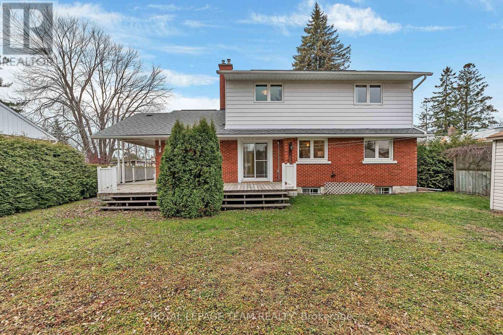 2099 Balharrie Avenue S, Ottawa, Ontario  K1G 1G4 - Photo 22 - X12380496