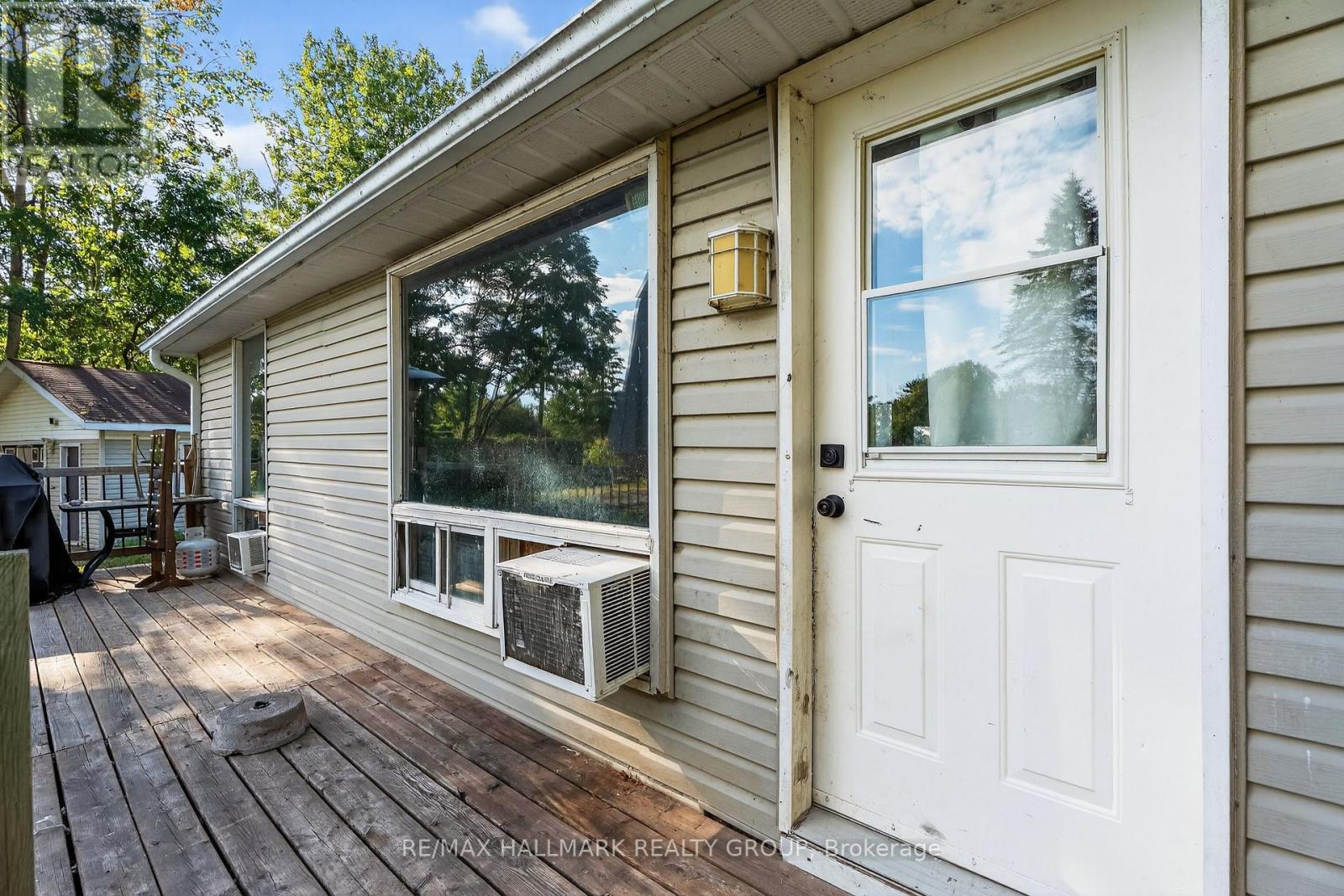 3855 Old Highway 17, Clarence-Rockland, Ontario  K4K 1W2 - Photo 12 - X12380559