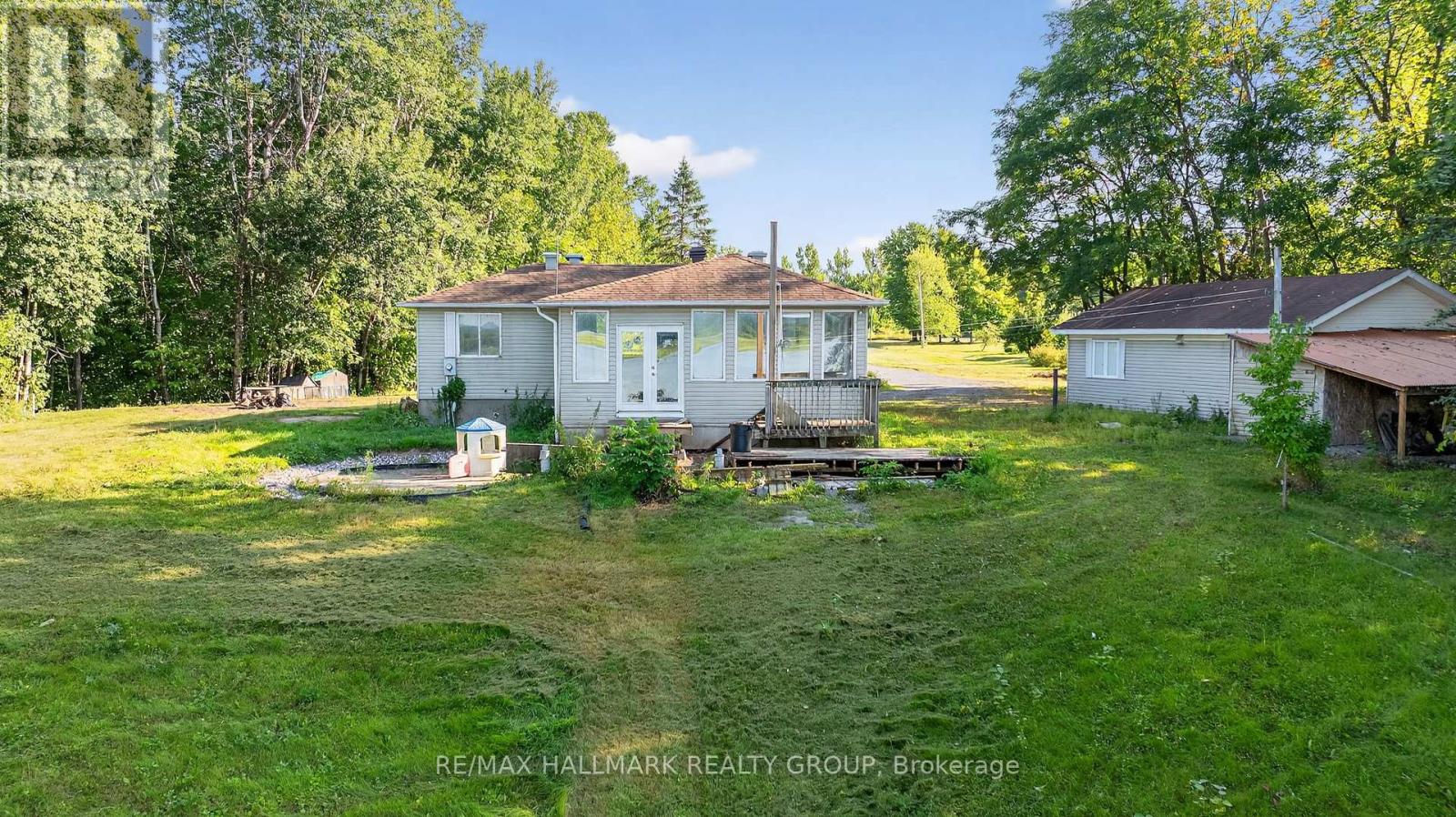 3855 Old Highway 17, Clarence-Rockland, Ontario  K4K 1W2 - Photo 49 - X12380559